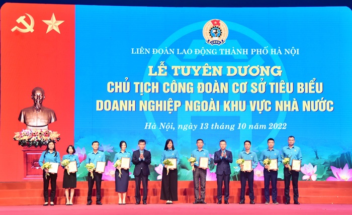 Tháng 8, sẽ biểu dương 10 chủ tịch công đoàn cơ sở tiêu biểu doanh nghiệp ngoài khu vực Nhà nước năm 2023 - ảnh 1