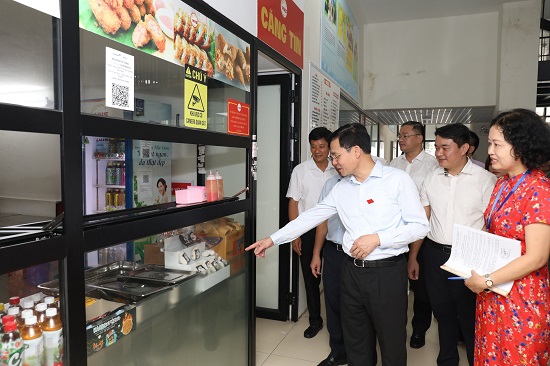 Đống Đa kiến nghị thành phố tận dụng quỹ đất còn trống xây dựng trường học - ảnh 2