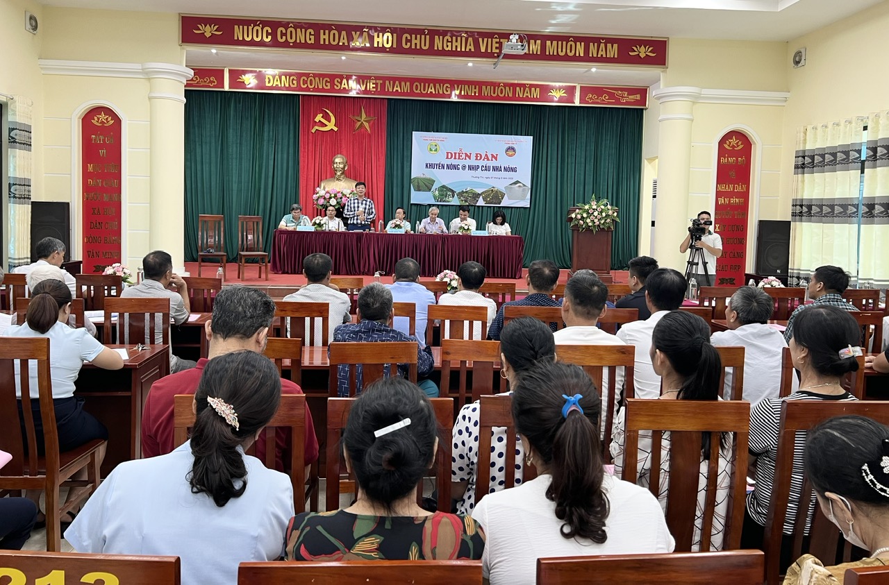 Diễn đàn “Nhịp cầu nhà nông” giúp nông dân làm ra sản phẩm an toàn, chất lượng - ảnh 3