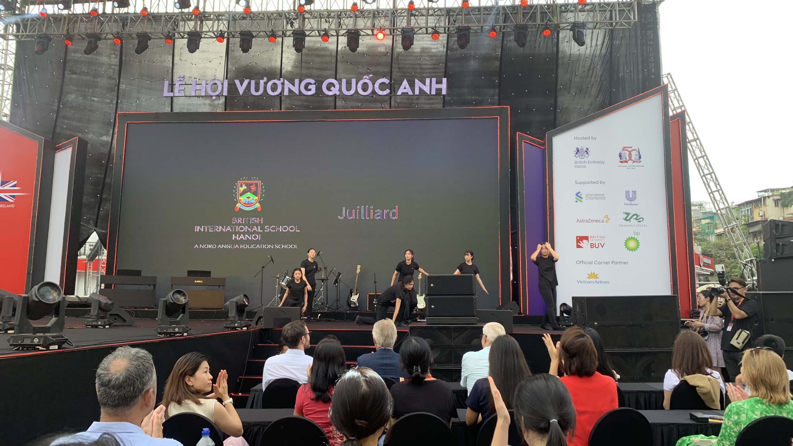 Khai mạc Lễ hội Vương quốc Anh tại Hà Nội: Thu hút nhiều du khách  - ảnh 3