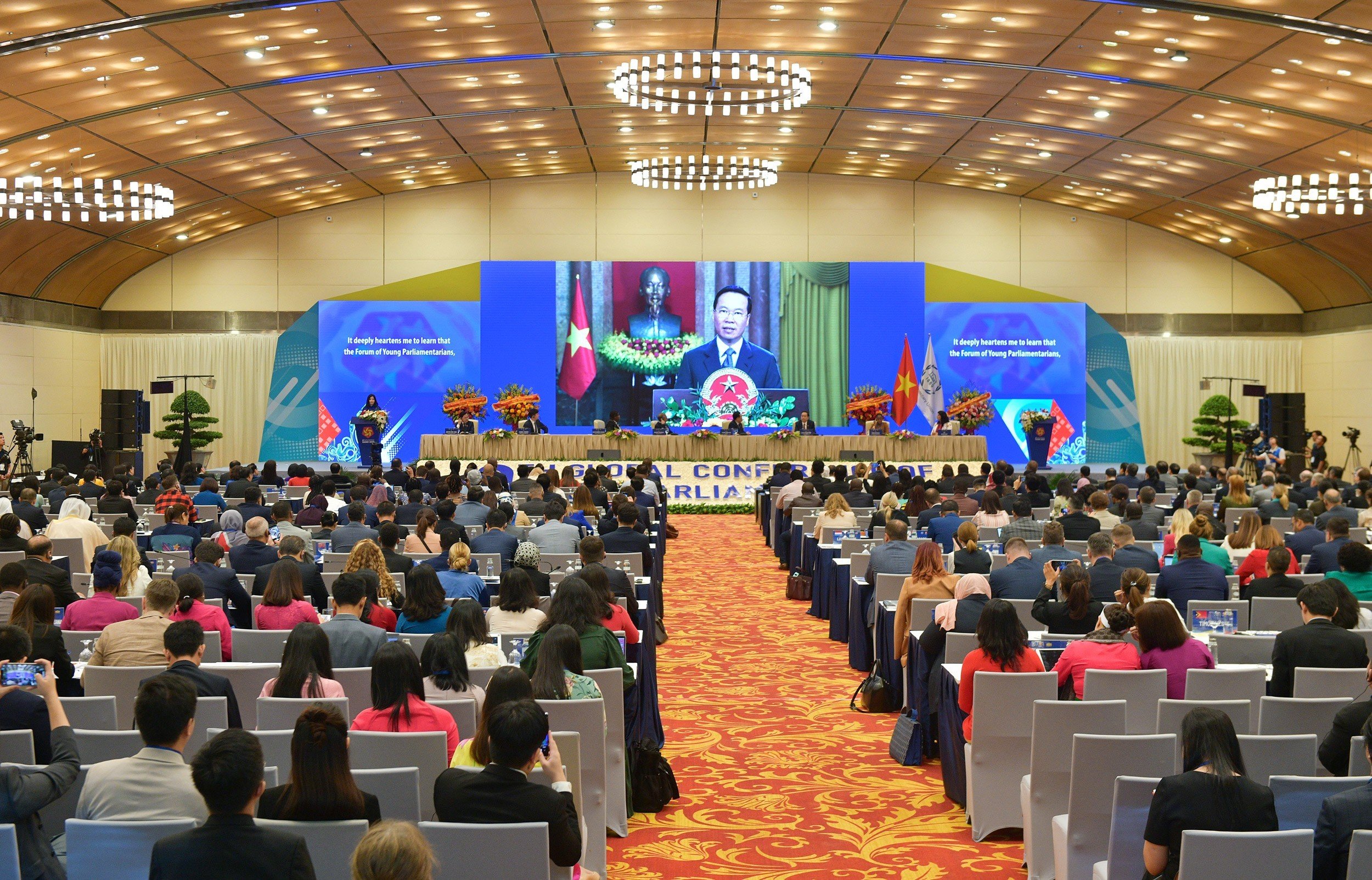 Chủ tịch nước Võ Văn Thưởng mong mỗi nghị sĩ trẻ là một đại sứ của tình hữu nghị, kết nối - ảnh 1