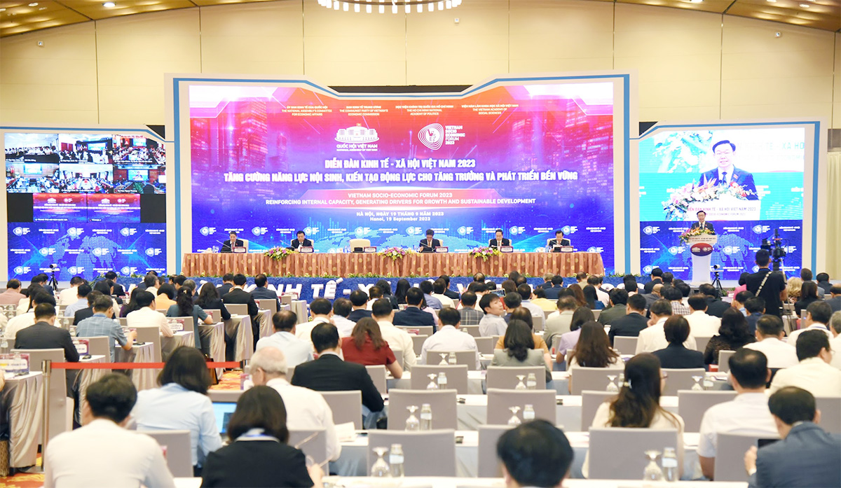 Tăng cường nội lực, kiến tạo động lực cho tăng trưởng và phát triển kinh tế - xã hội - ảnh 1