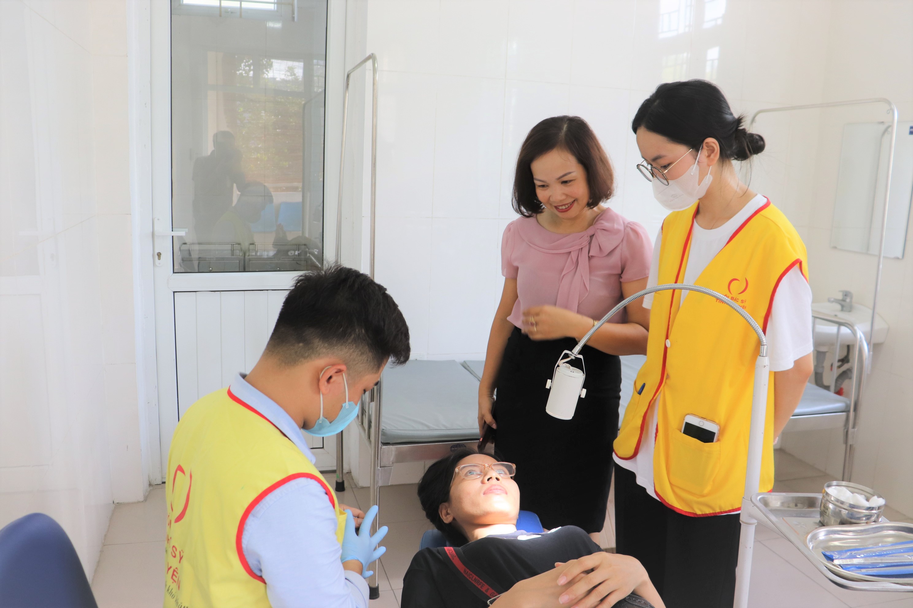 Hà Đông: 300 nữ đoàn viên công đoàn, đối tượng chính sách được khám sức khỏe miễn phí - ảnh 3