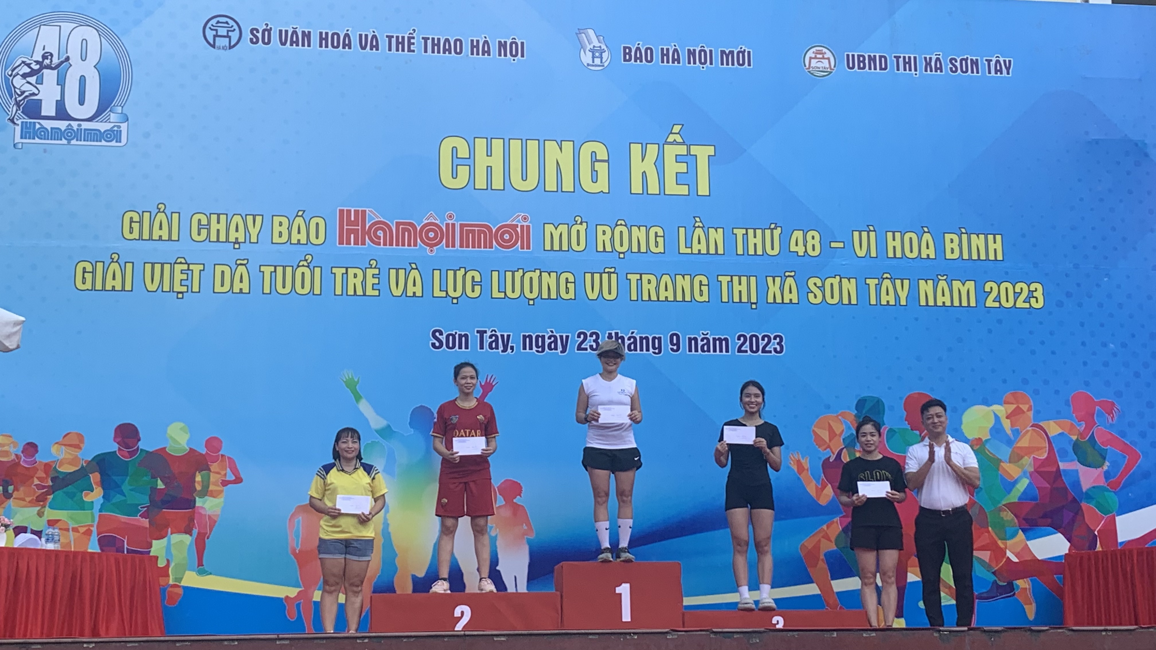 Sơn Tây: 345 vận động viên tham gia Chung kết giải chạy Báo Hà Nội mới mở rộng lần thứ 48 - ảnh 5