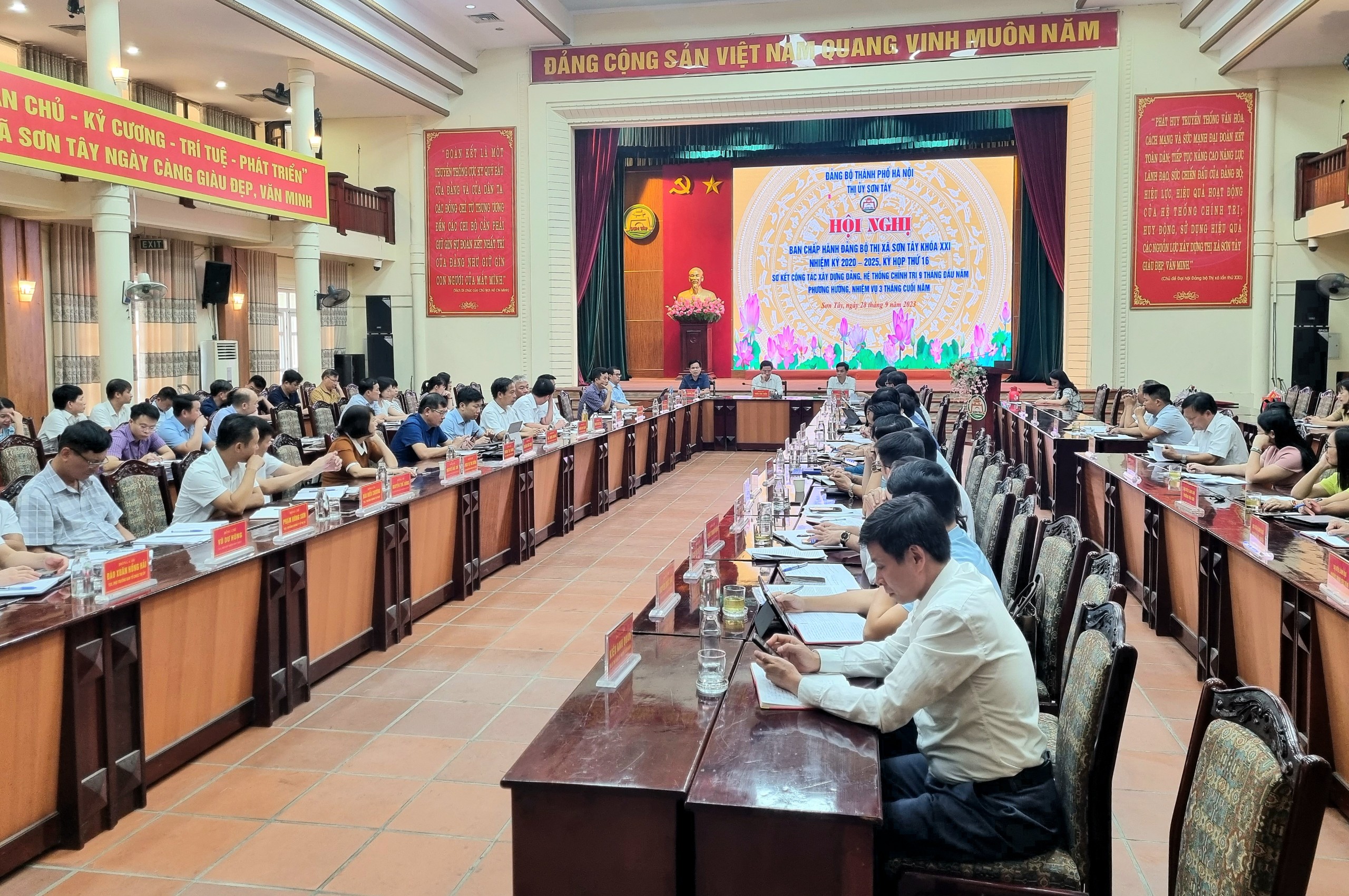 Sơn Tây: 9 tháng giá trị sản xuất công nghiệp - xây dựng đạt 4.247 tỷ đồng, tăng 8,8% - ảnh 1