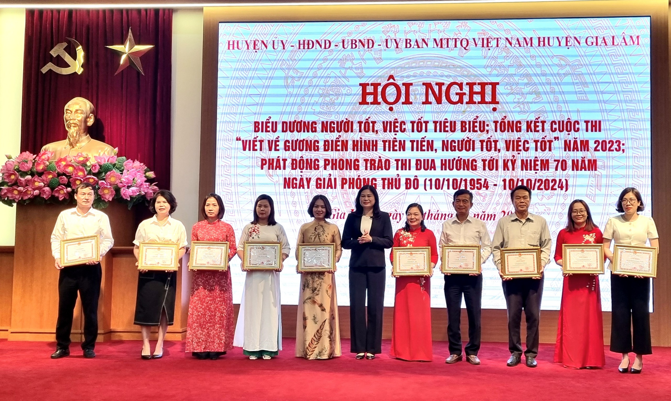 Gia Lâm vinh danh nhiều cá nhân tiêu biểu trong phong trào Người tốt, việc tốt - ảnh 3