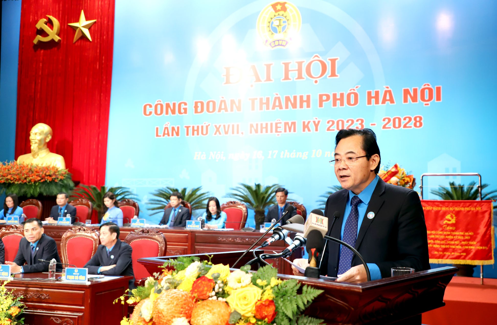 Các cấp Công đoàn phải chú trọng đổi mới nội dung, hình thức phong trào thi đua - ảnh 5