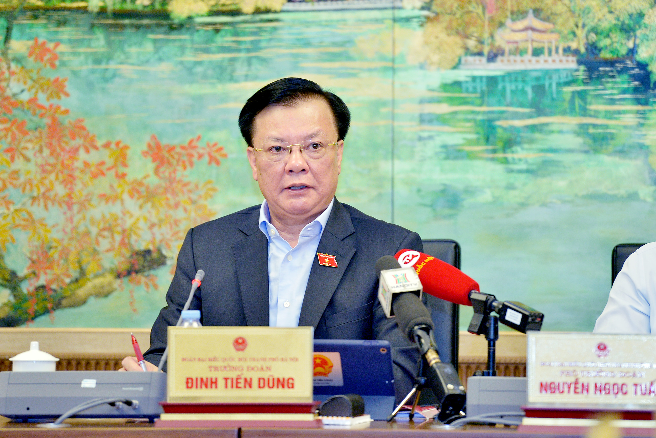 Hà Nội đang thực hiện thí điểm tự chủ trong các trường học - ảnh 1
