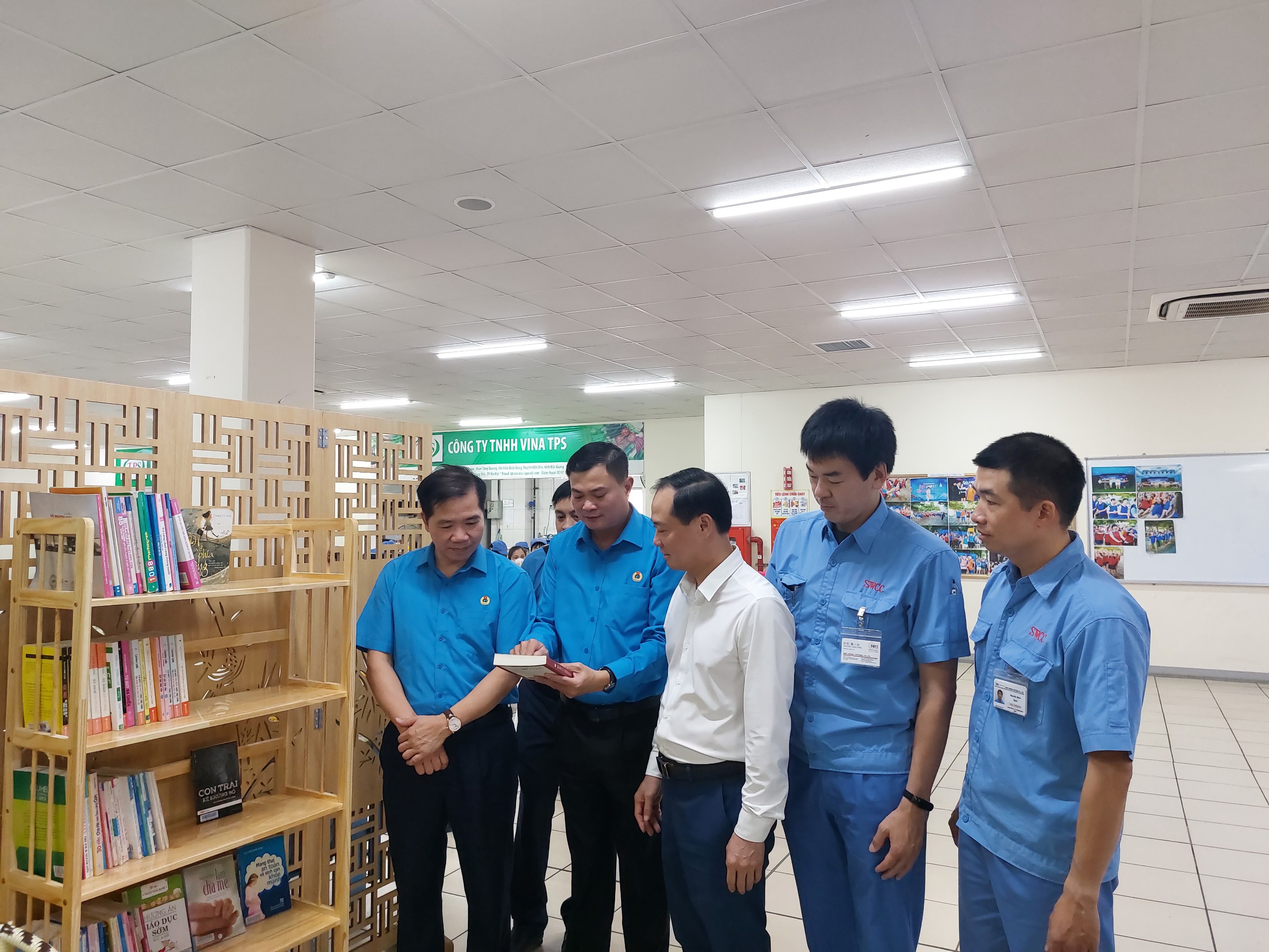 Hà Nội ra mắt Điểm sinh hoạt văn hóa công nhân thứ 61 - ảnh 3