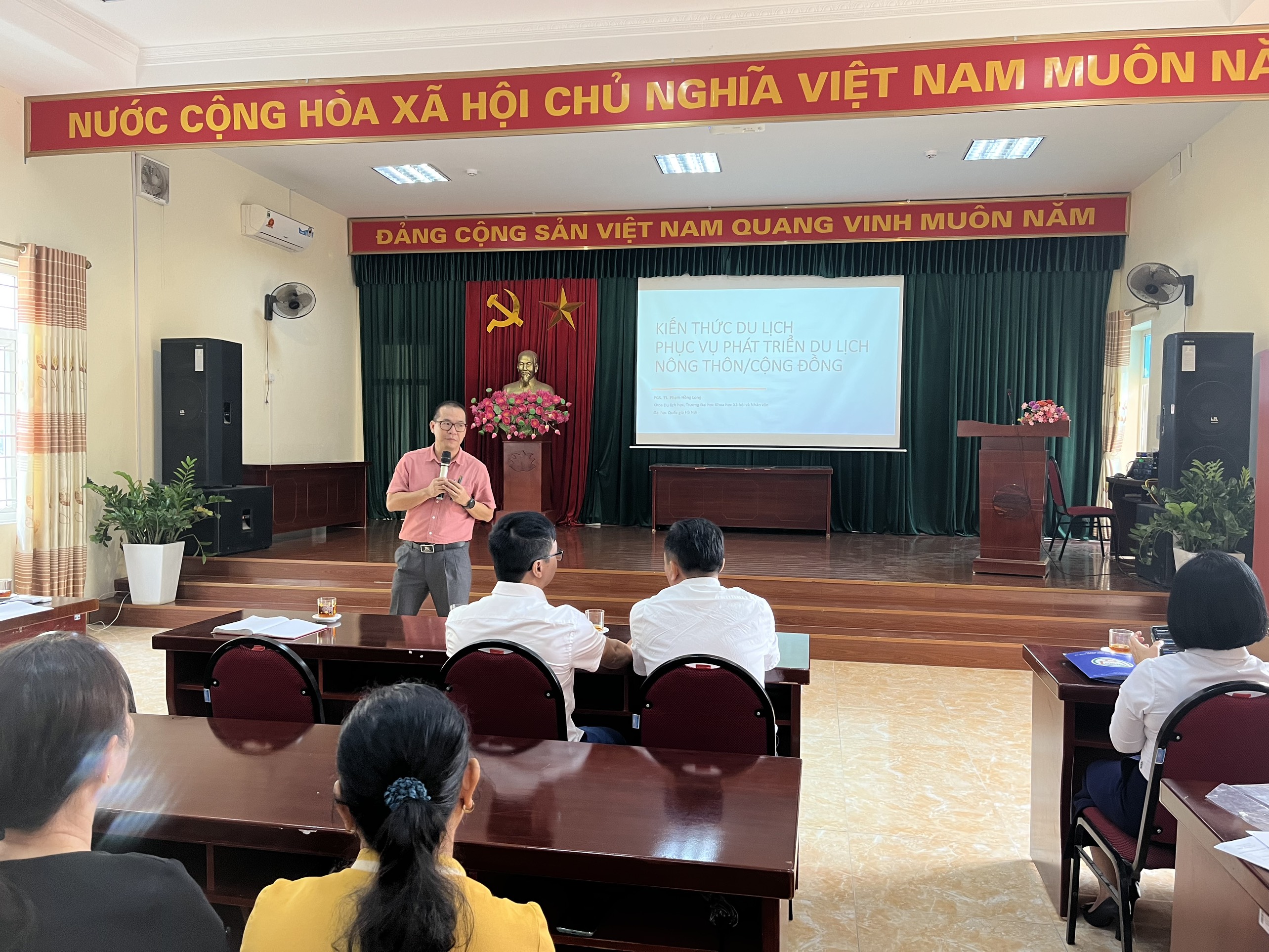 Hướng dẫn người dân Sơn Tây làm du lịch cộng đồng hiệu quả - ảnh 5