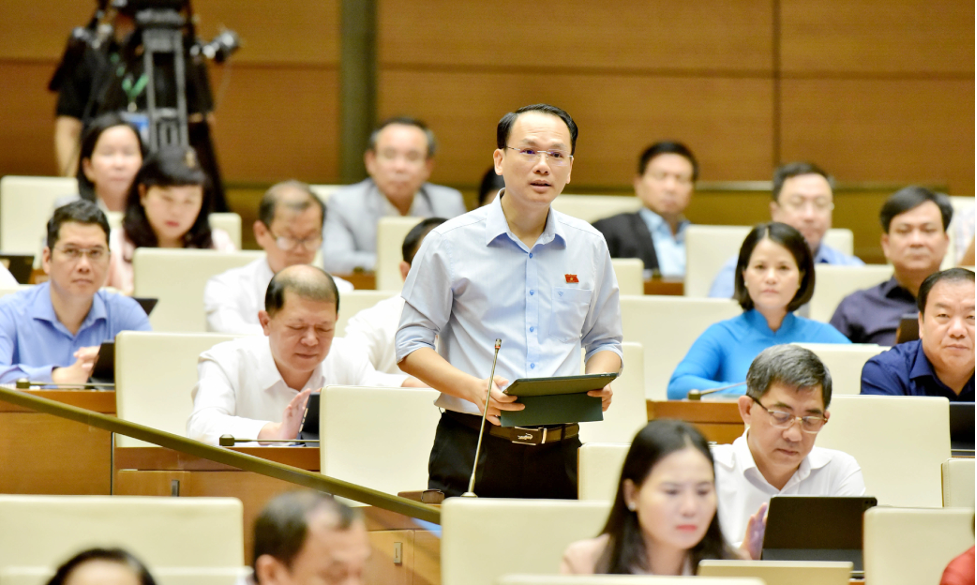 Khó trong xử lý môi trường ở các cụm công nghiệp - ảnh 1