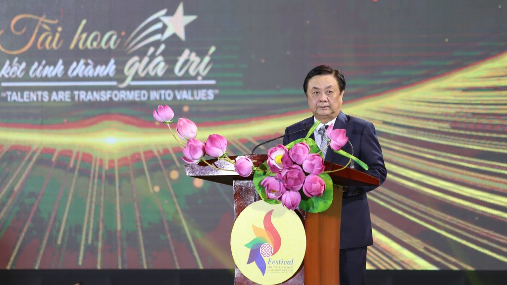 Cùng nhau, chúng ta nâng niu giá trị Việt - Cùng nhau, chúng ta nâng tầm làng nghề Việt - ảnh 2