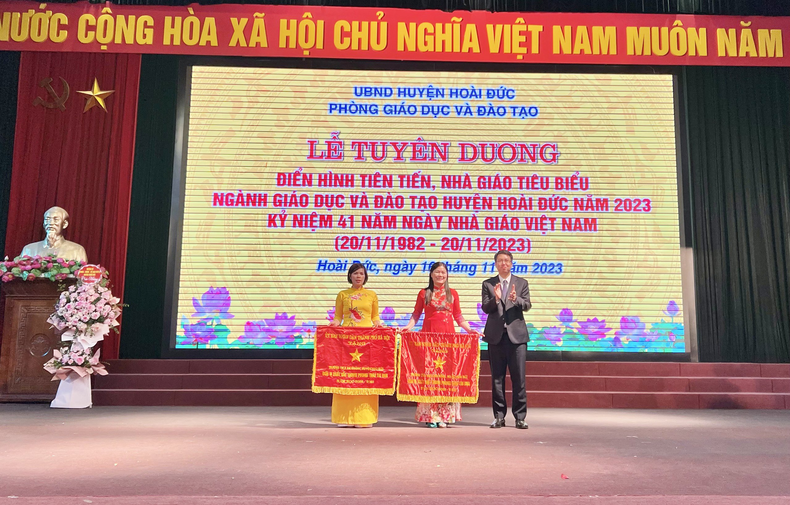 Hoài Đức: Tuyên dương nhiều điển hình tiên tiến và nhà giáo tiêu biểu - ảnh 4