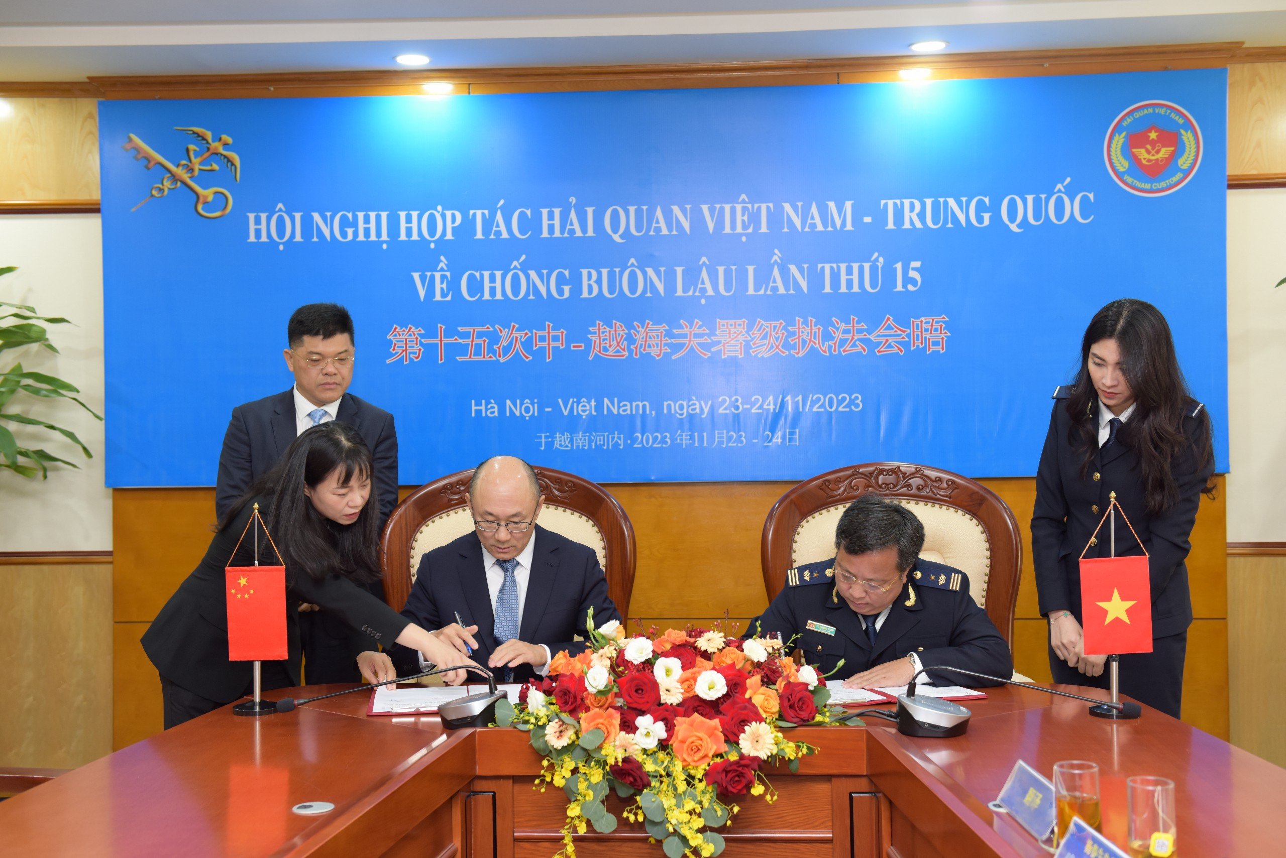 Hợp tác trong công tác chống buôn lậu của cơ quan Hải quan Việt Nam và Trung Quốc - ảnh 1