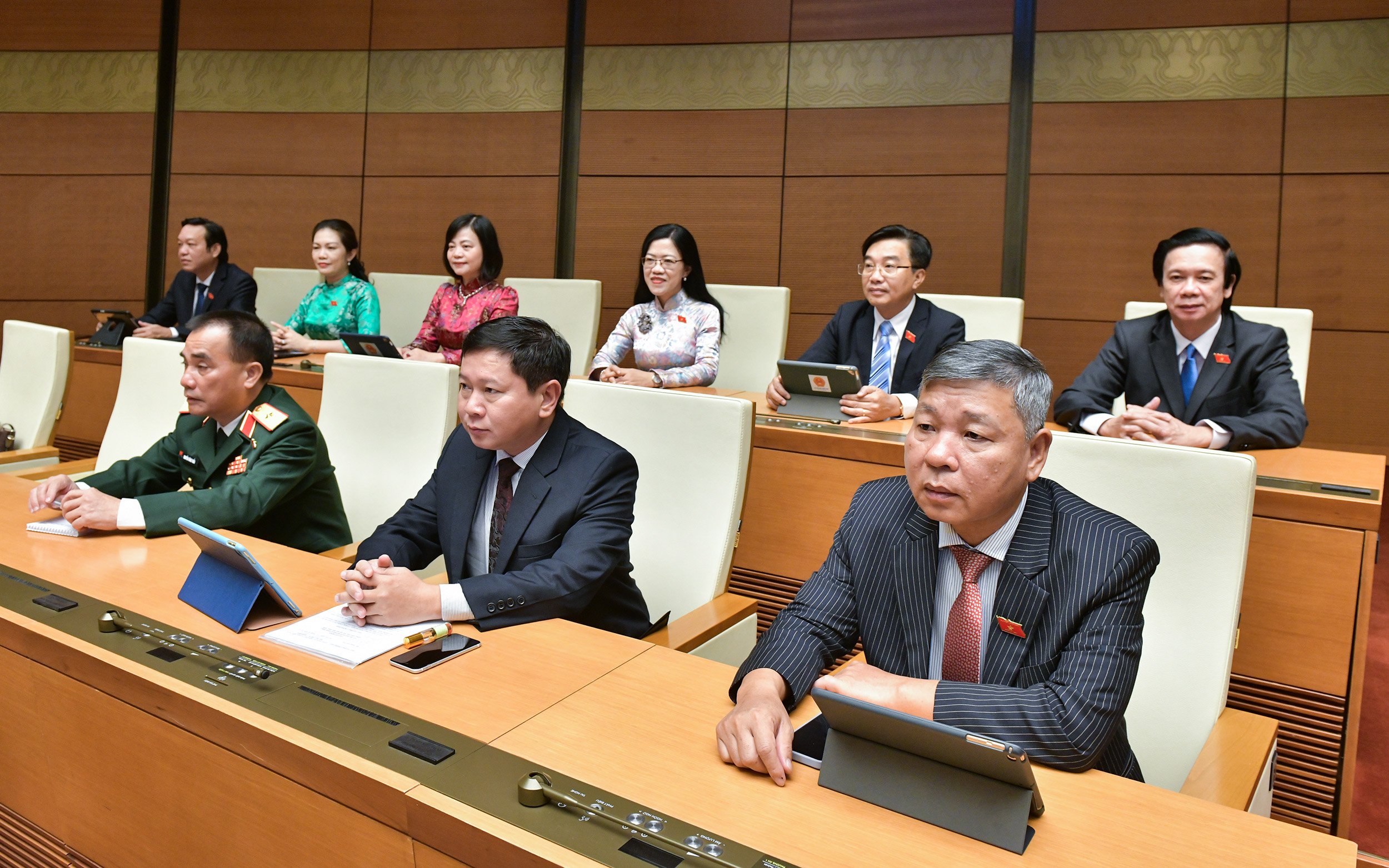 Kỳ họp thành công tốt đẹp, đáp ứng ngày càng tốt hơn yêu cầu của thực tiễn - ảnh 5