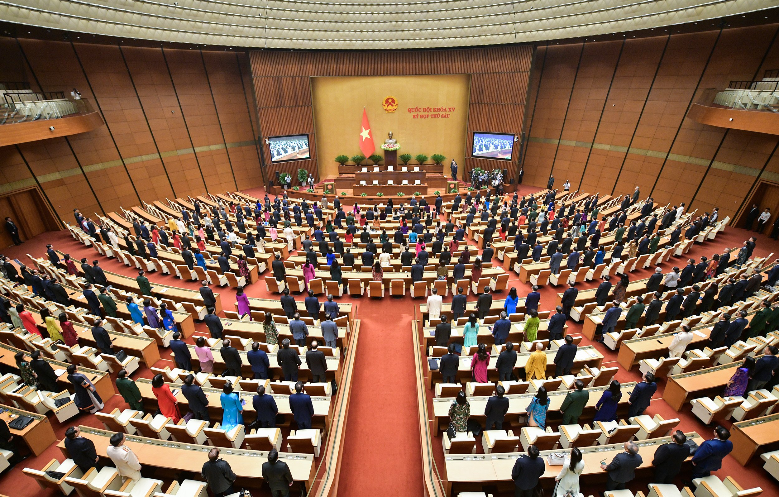 Kỳ họp thành công tốt đẹp, đáp ứng ngày càng tốt hơn yêu cầu của thực tiễn - ảnh 3