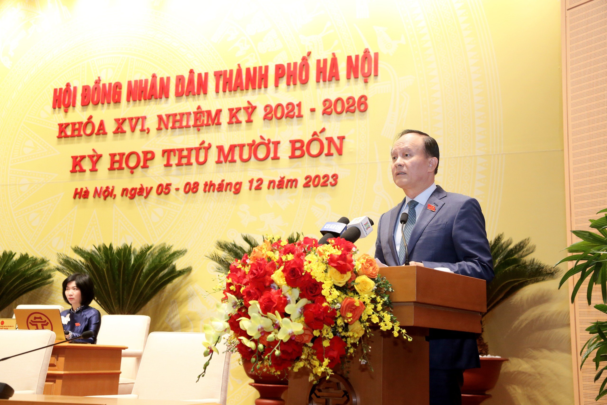 Hoạt động chất vấn và trả lời chất vấn theo tinh thần “hỏi nhanh, đáp gọn“ - ảnh 2