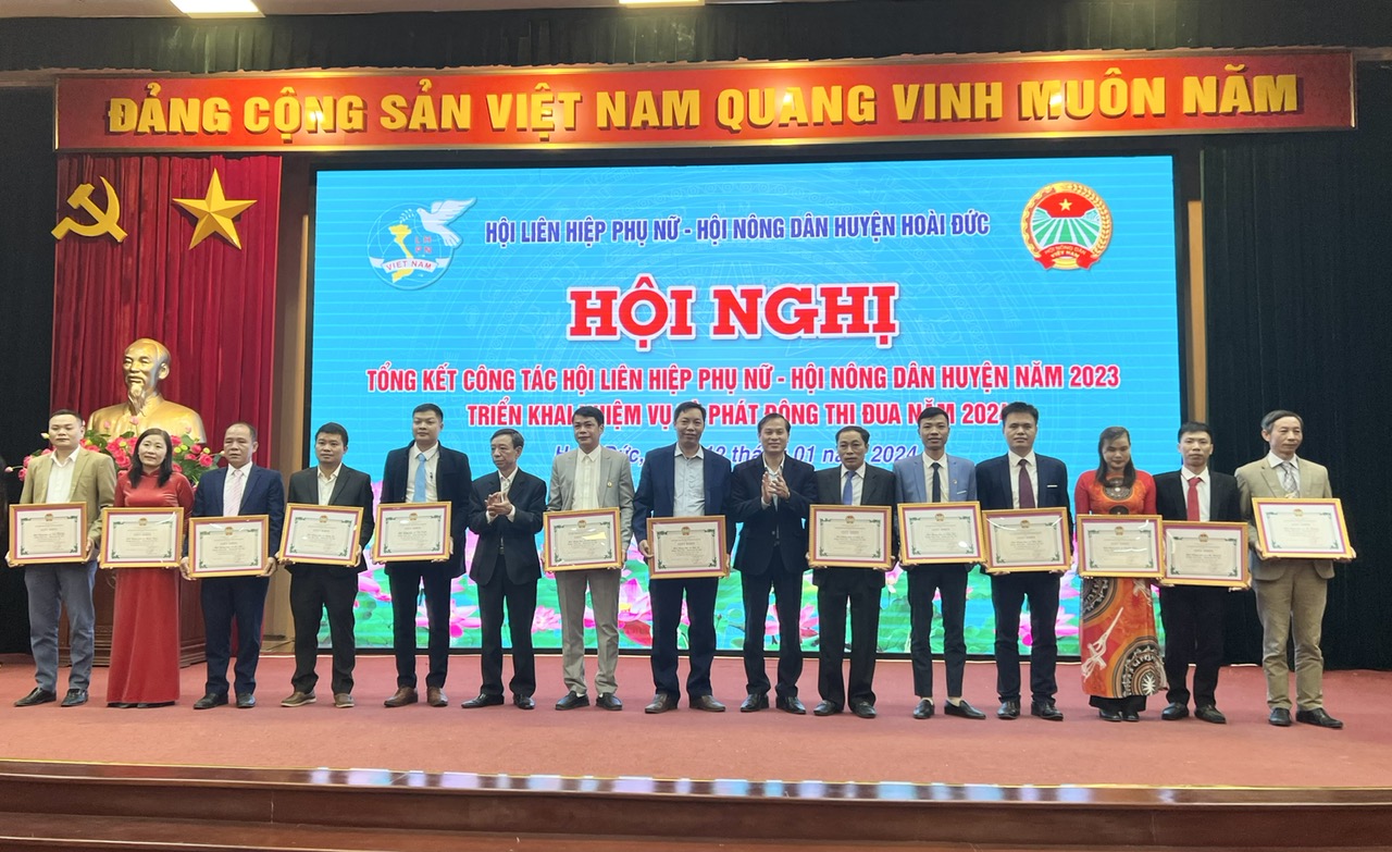 Hoài Đức: Nhiều tập thể, cá nhân hội Nông dân và Phụ nữ được khen thưởng - ảnh 6