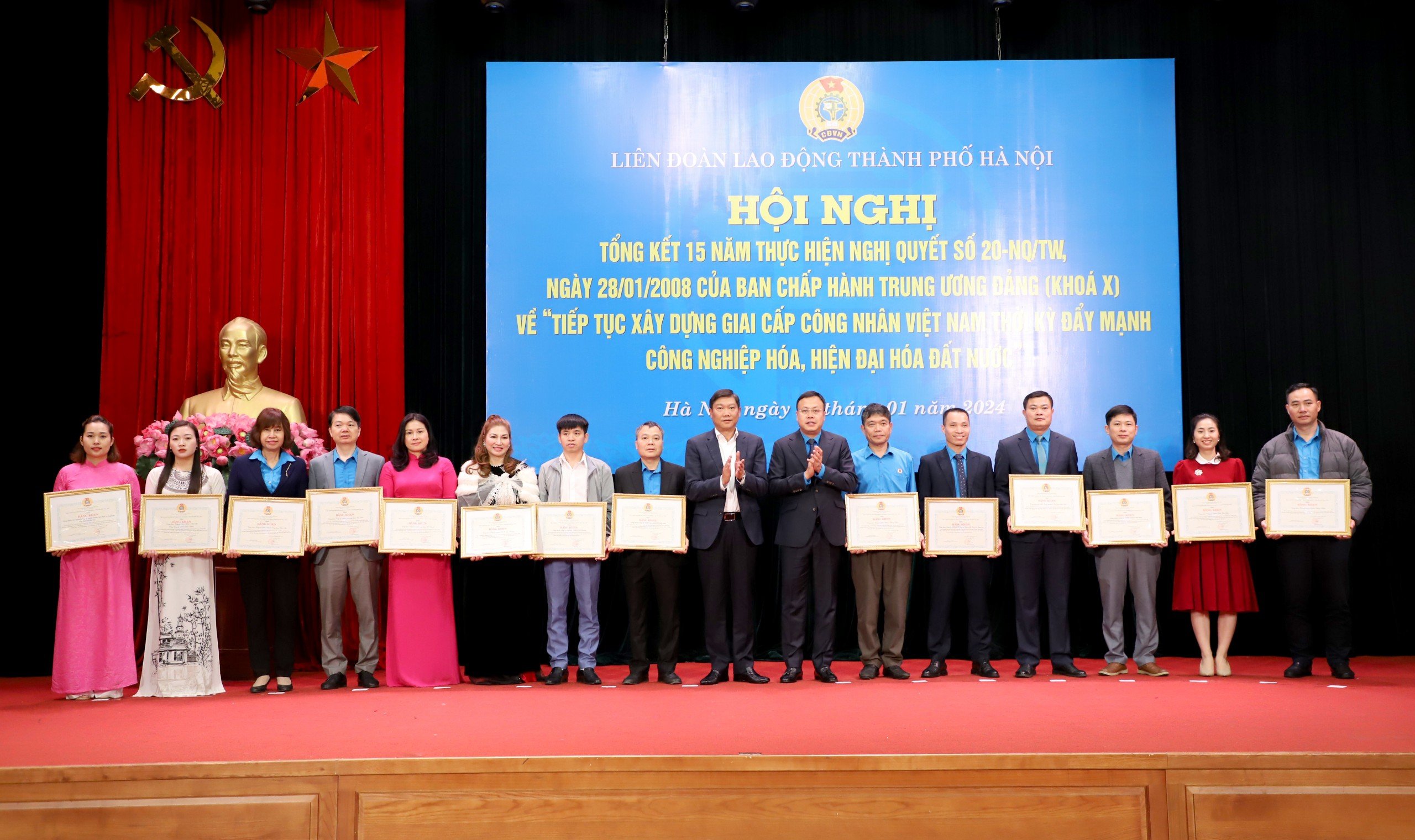 Hơn 400 nghìn người được danh hiệu là “Công nhân giỏi” các cấp - ảnh 2