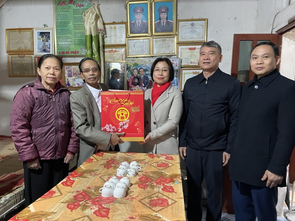 Thăm, tặng quà Tết tại huyện Phú Xuyên - ảnh 1