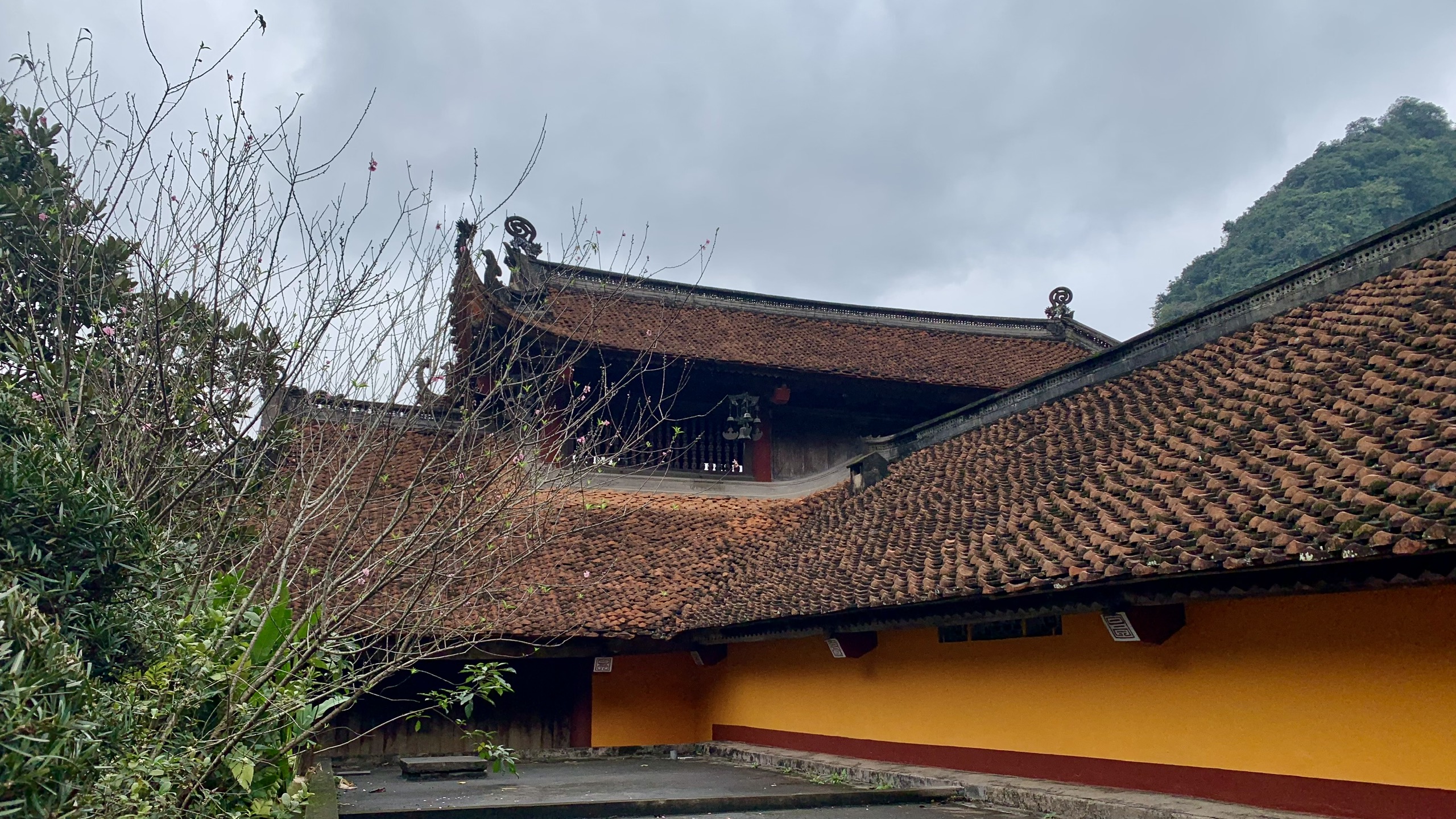 Không gian linh thiêng Chùa Hương trước ngày khai hội - ảnh 11