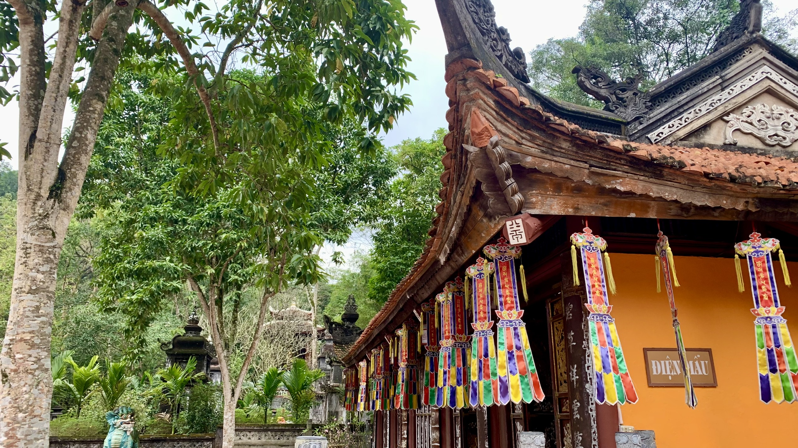 Không gian linh thiêng Chùa Hương trước ngày khai hội - ảnh 13