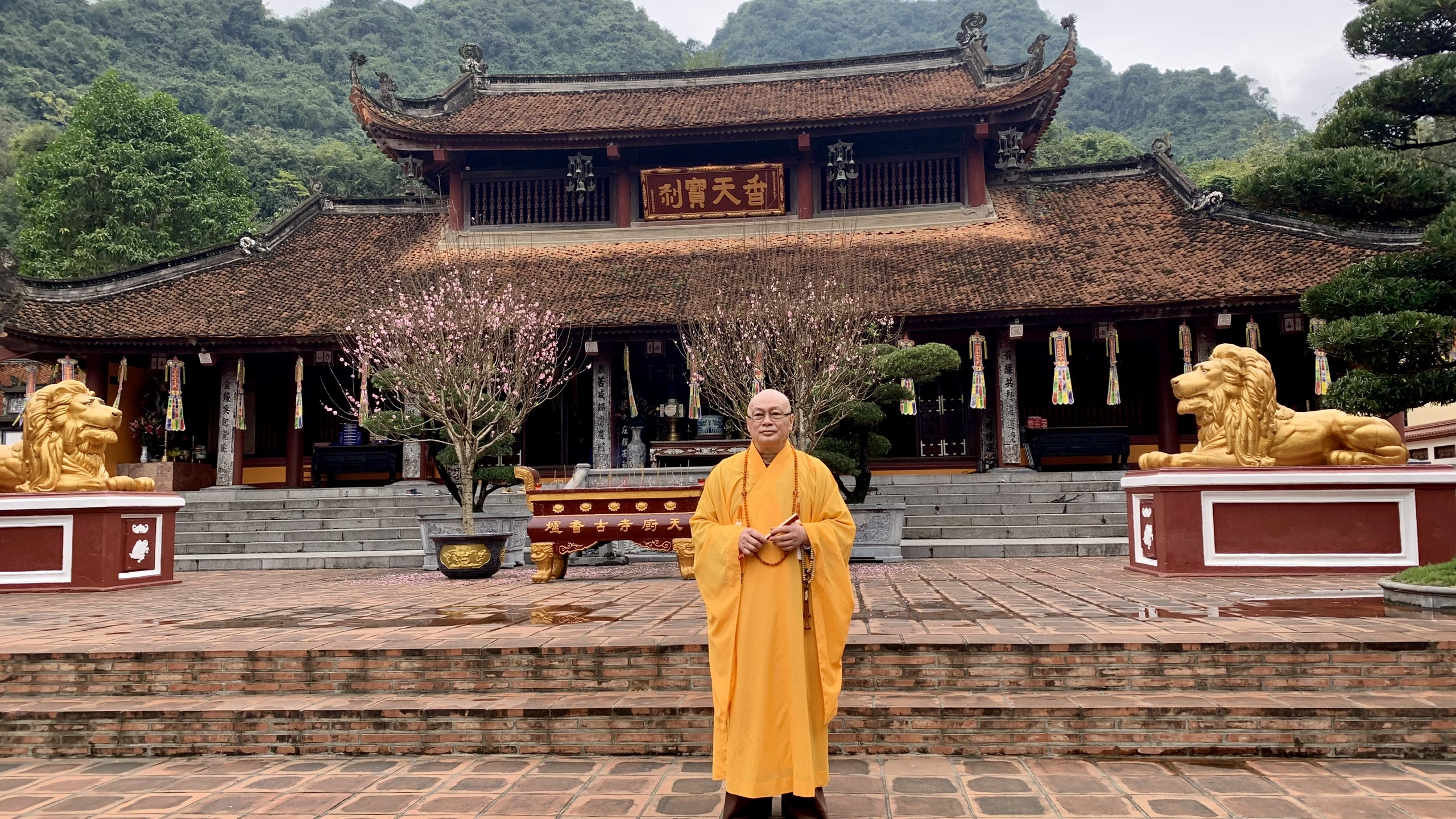 Không gian linh thiêng Chùa Hương trước ngày khai hội - ảnh 9