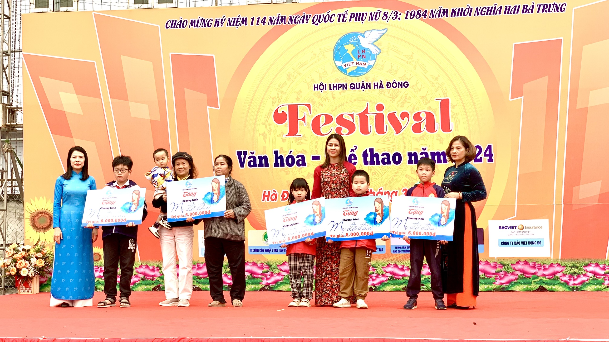 Hơn 1.000 phụ nữ Hà Đông tham gia Festival “Văn hoá - Thể thao” - ảnh 5