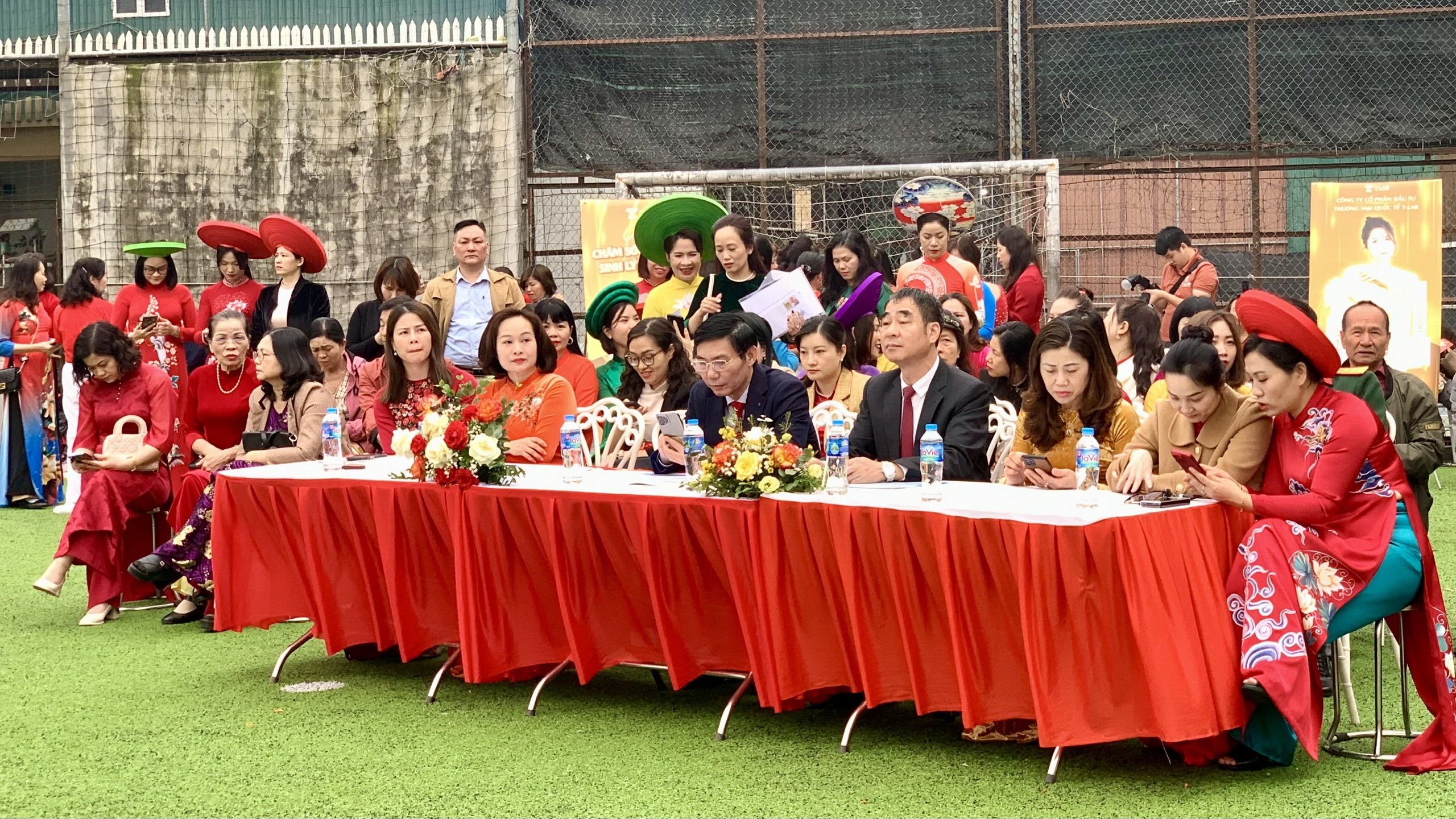 Hơn 1.000 phụ nữ Hà Đông tham gia Festival “Văn hoá - Thể thao” - ảnh 1