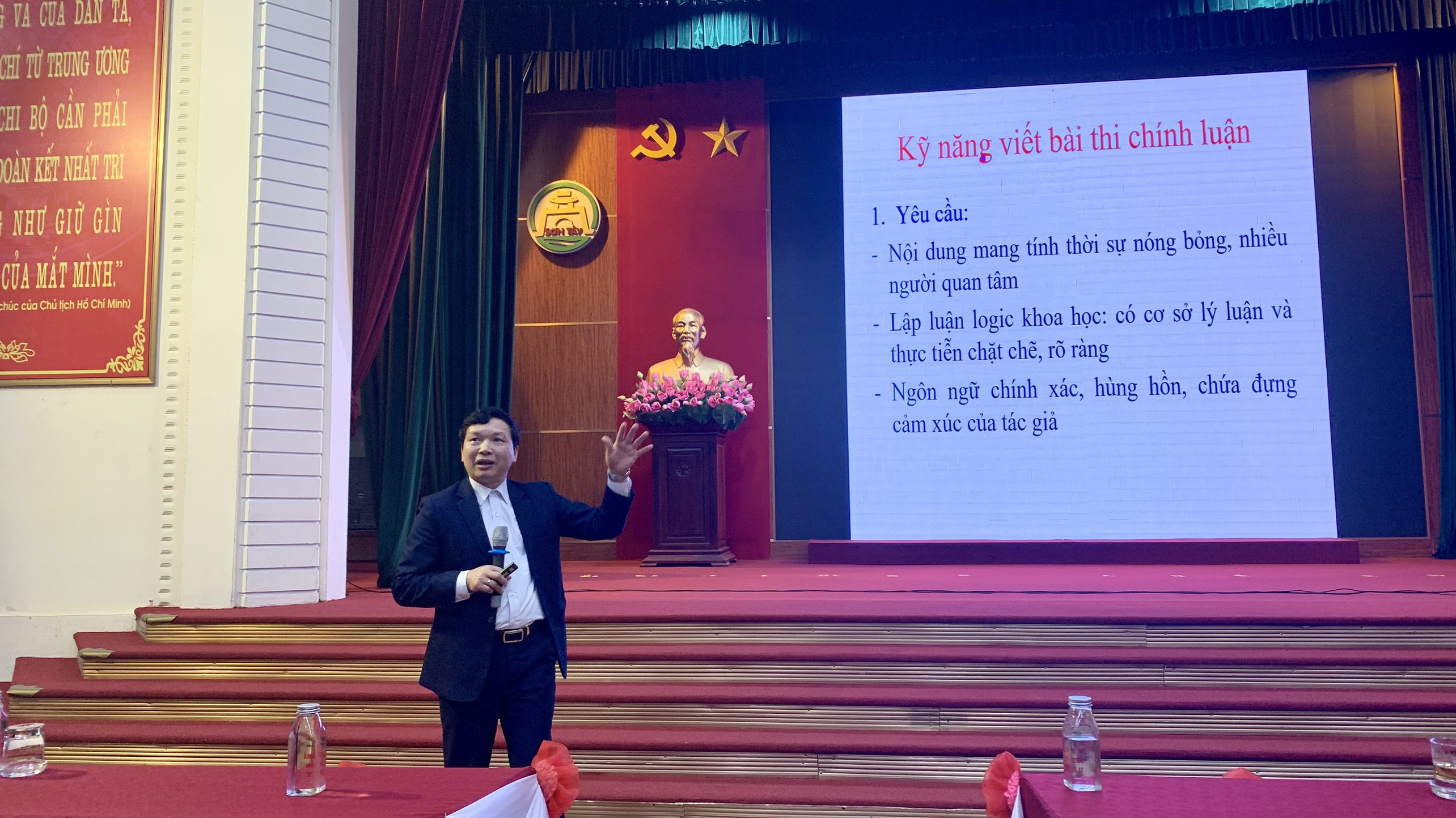 Sơn Tây phát động cuộc thi chính luận về bảo vệ nền tảng tư tưởng của Đảng lần thứ 4 - ảnh 5