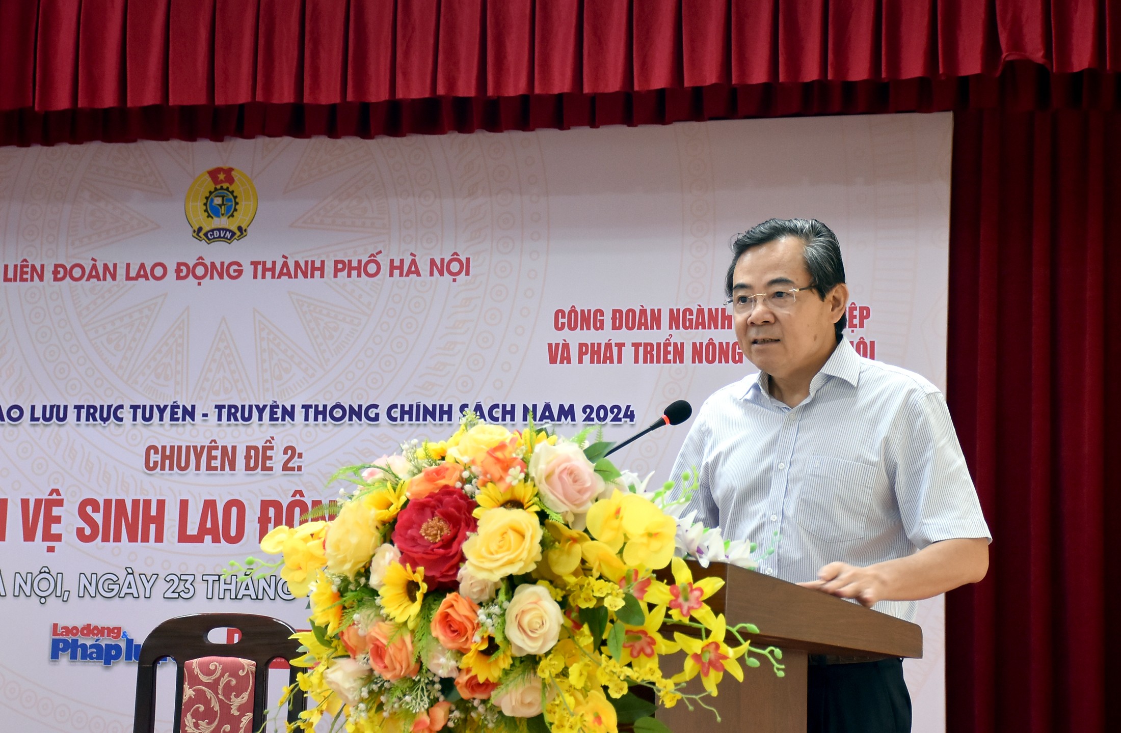 Hơn 200 người lao động tham gia đối thoại về an toàn, vệ sinh lao động và pháp luật lao động - ảnh 4