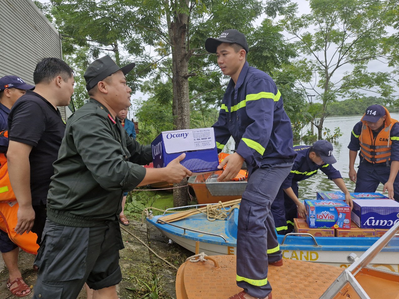 Hà Nội chỉ đạo tập trung giải pháp ứng phó với mưa lũ, sạt lở đất - ảnh 1
