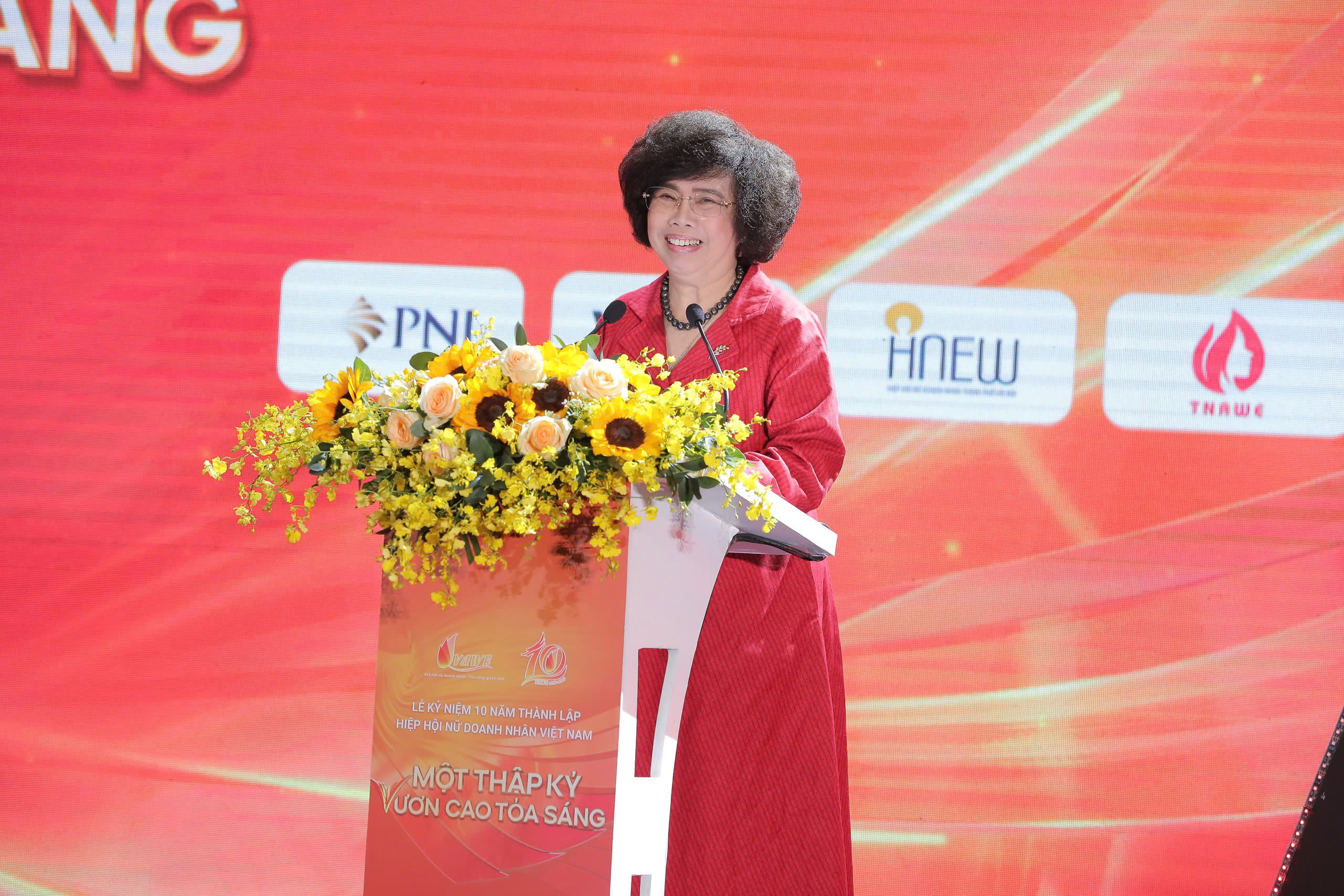 Hiệp hội Nữ doanh nhân Việt Nam nhận Bằng khen của Thủ tướng Chính phủ - ảnh 3