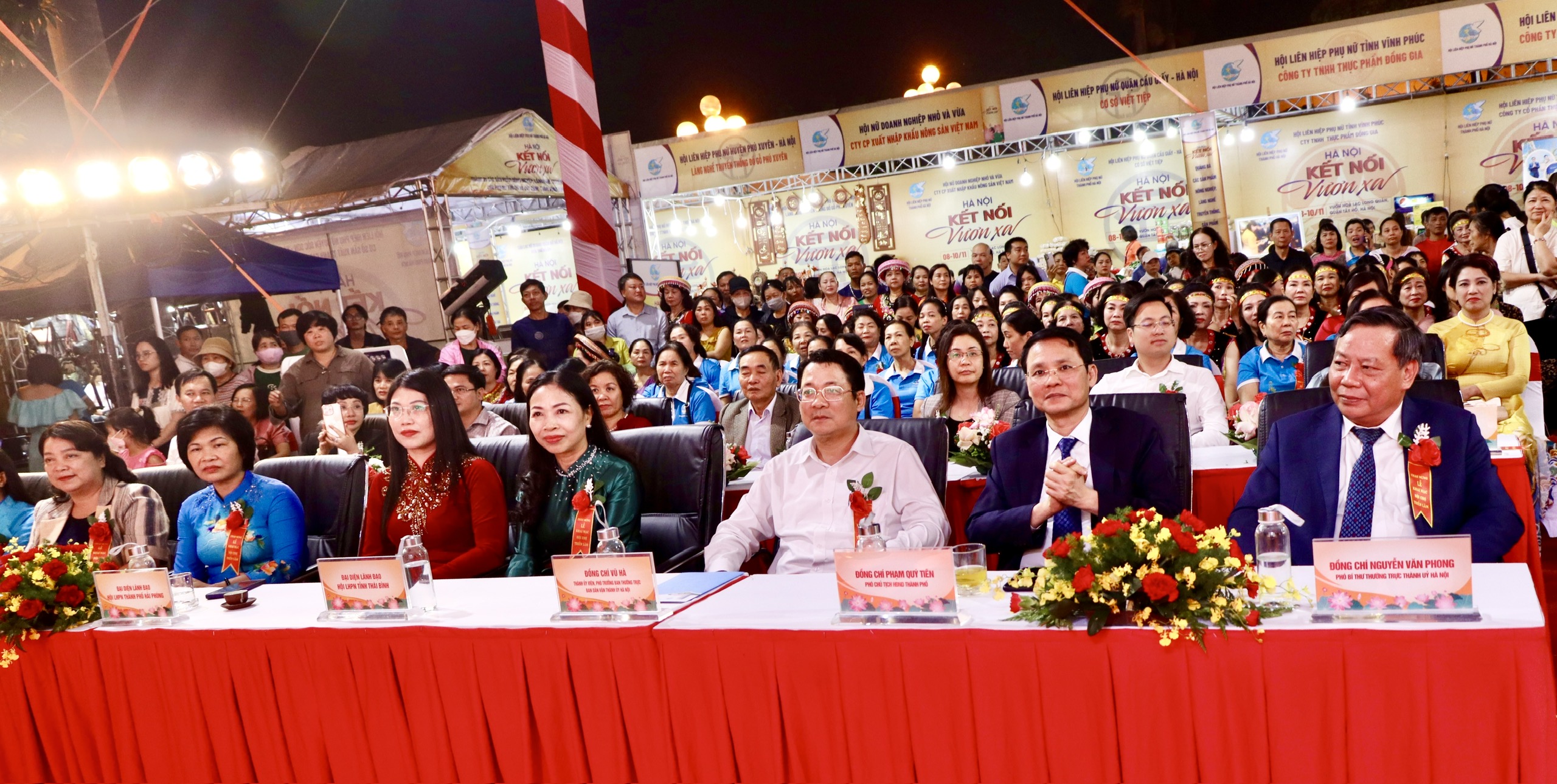 Tôn vinh sản phẩm nông nghiệp sáng tạo, làng nghề của Phụ nữ Thủ đô và 10 tỉnh Vùng Đồng bằng sông Hồng - ảnh 2