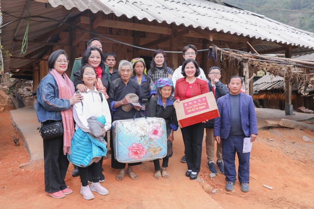 HNEW mang “Xuân yêu thương” đến trẻ em, người dân miền núi Yên Bái - ảnh 1