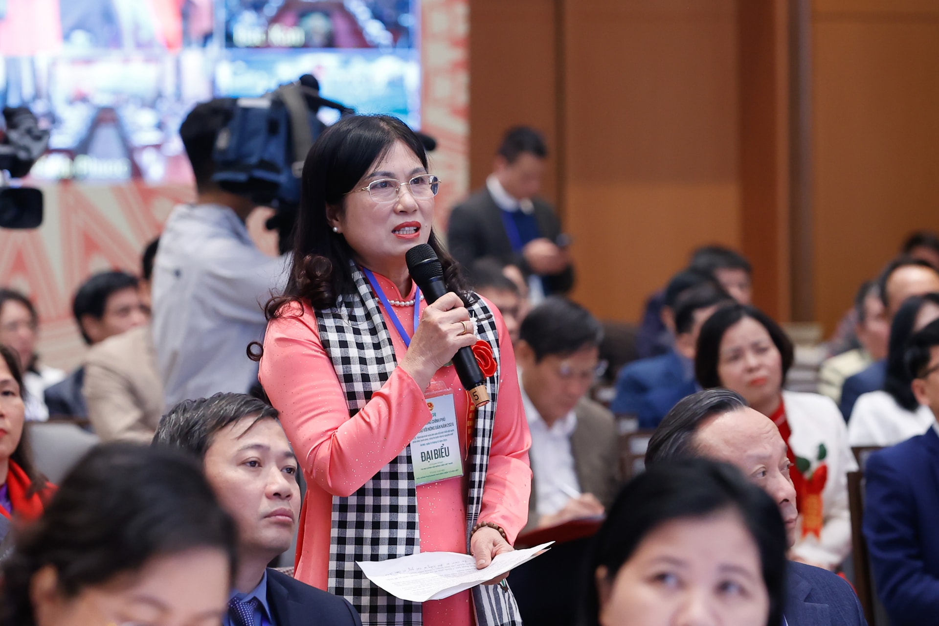 Thủ tướng đối thoại với nông dân: Khơi dậy khát vọng làm giàu - ảnh 3