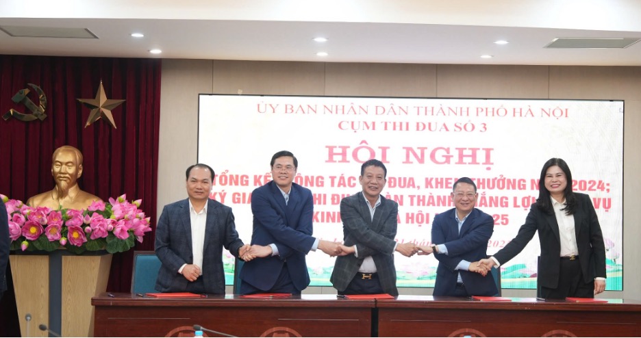 Cụm thi đua số 3 ký giao ước thi đua hoàn thành thắng lợi nhiệm vụ kinh tế - xã hội năm 2025  - ảnh 6