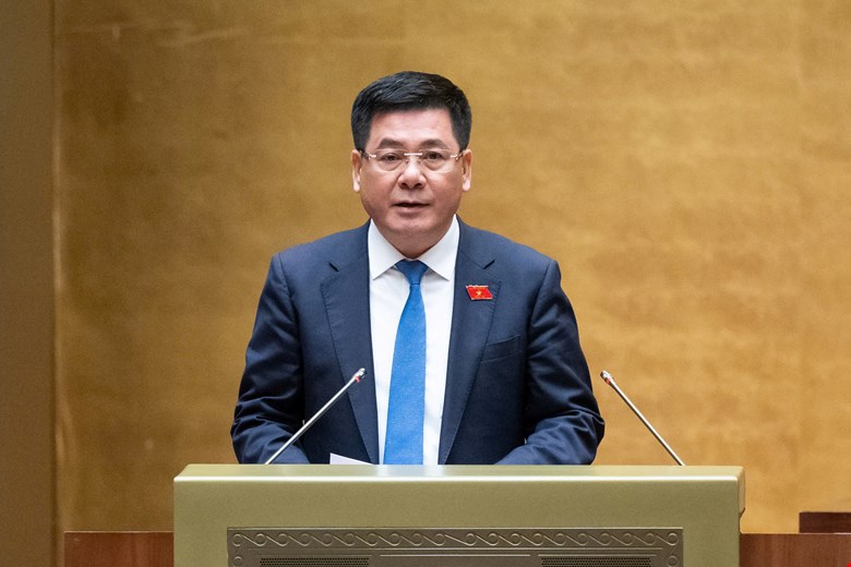 Bộ Công Thương Nguyễn Hồng Diên báo cáo về cơ chế, chính sách đặc thù xây dựng Dự án Điện hạt nhân Ninh Thuận - ảnh 1