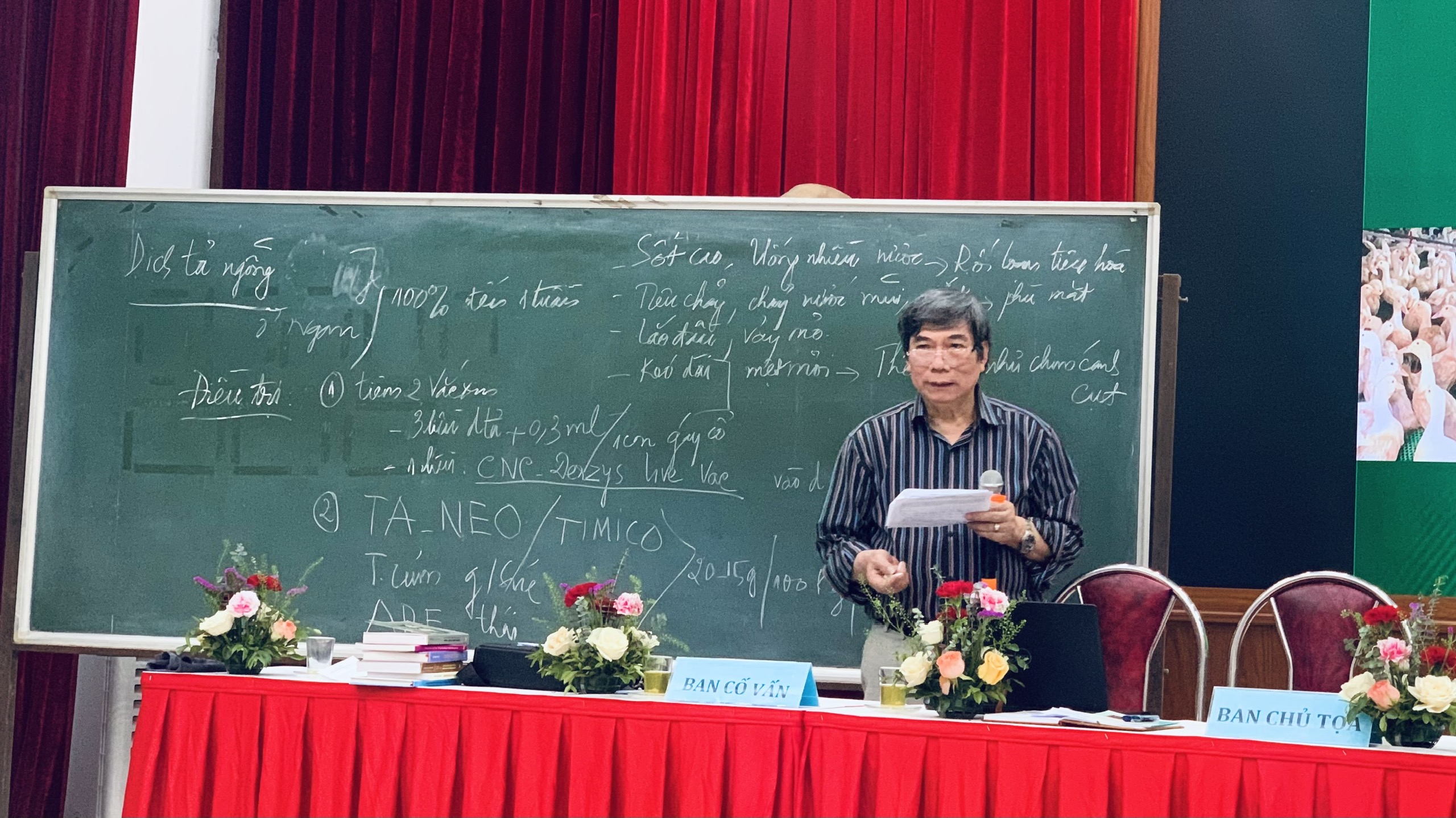 Các chuyên gia, nhà khoa học giải đáp và cung cấp kiến thúc cho hơn 200 nhà nông - ảnh 5