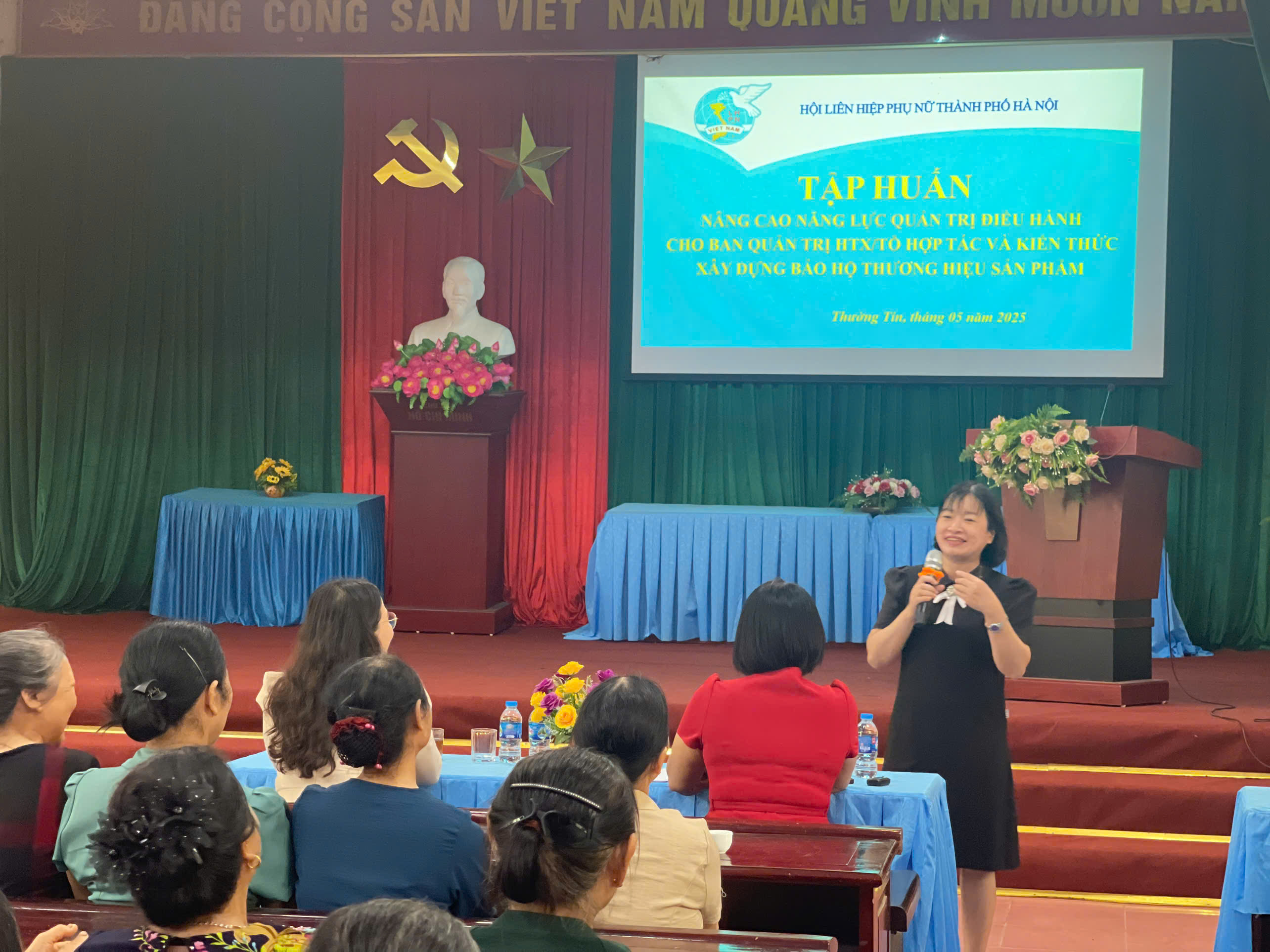 Bồi dưỡng kiến thức quản trị hợp tác xã cho phụ nữ huyện Thường Tín - ảnh 3