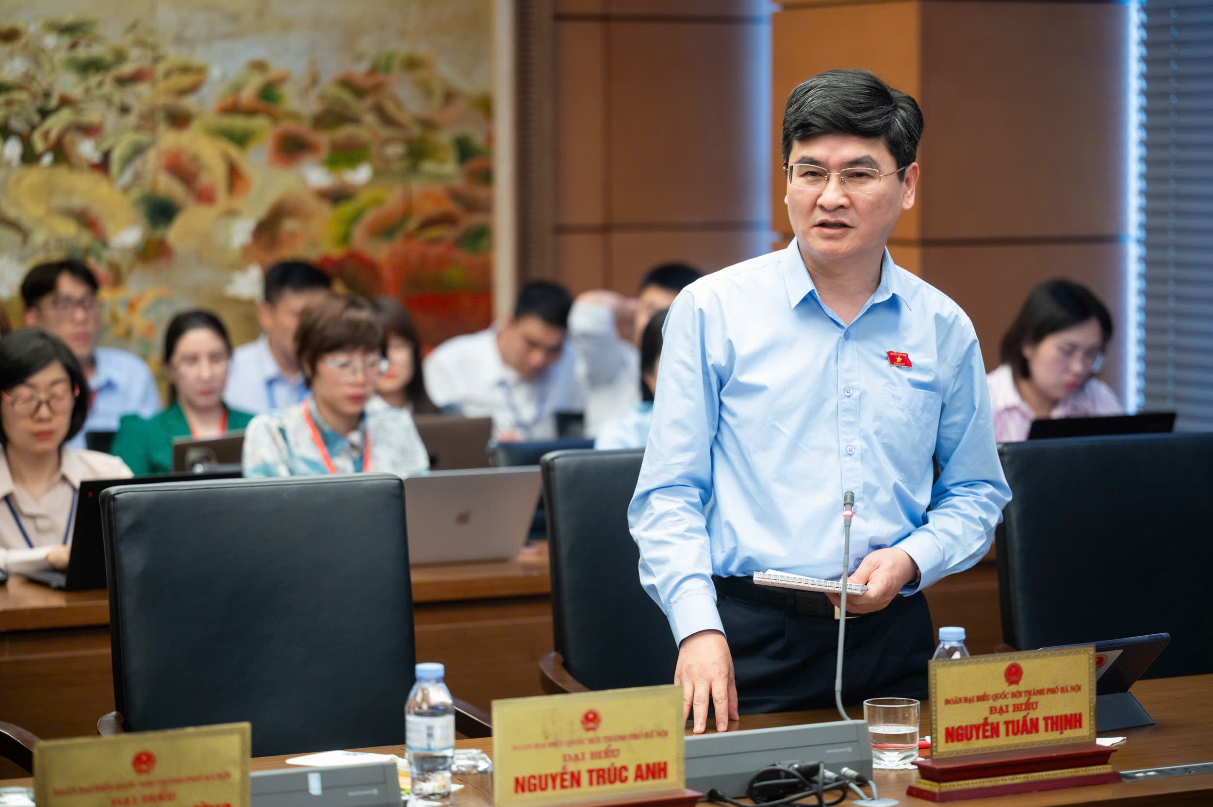Nghiêm cấm hành vi mua, bán dữ liệu cá nhân là phù hợp - ảnh 2