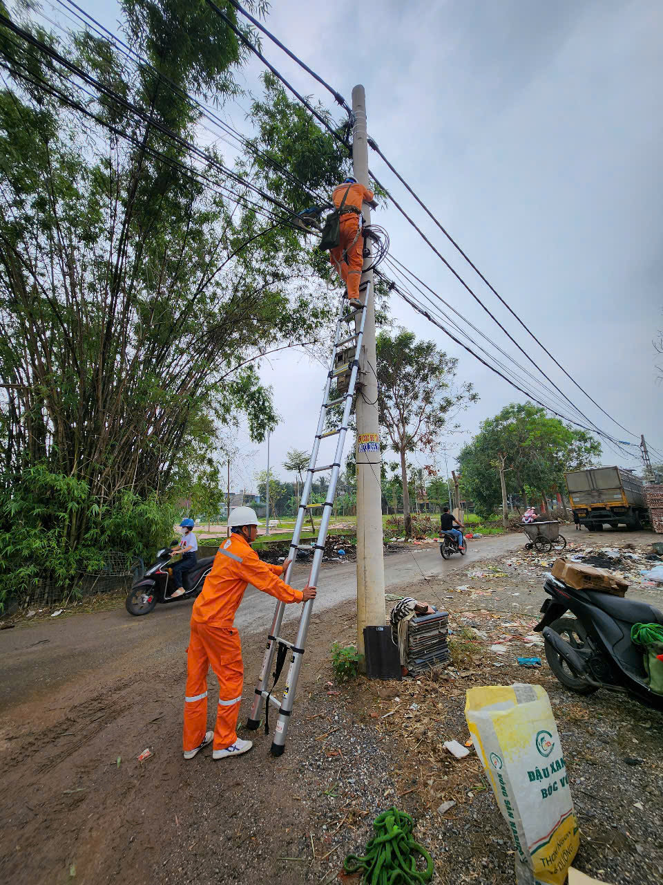 Hà Nội đảm bảo cung ứng điện trong thời gian cao điểm năm 2025 - ảnh 2
