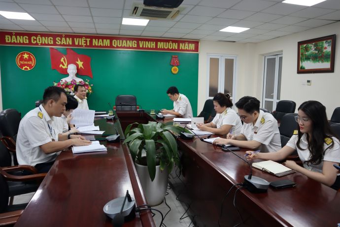 Mỗi ngày Hà Nội có trung bình 150-200 hồ sơ đăng ký kinh doanh - ảnh 2