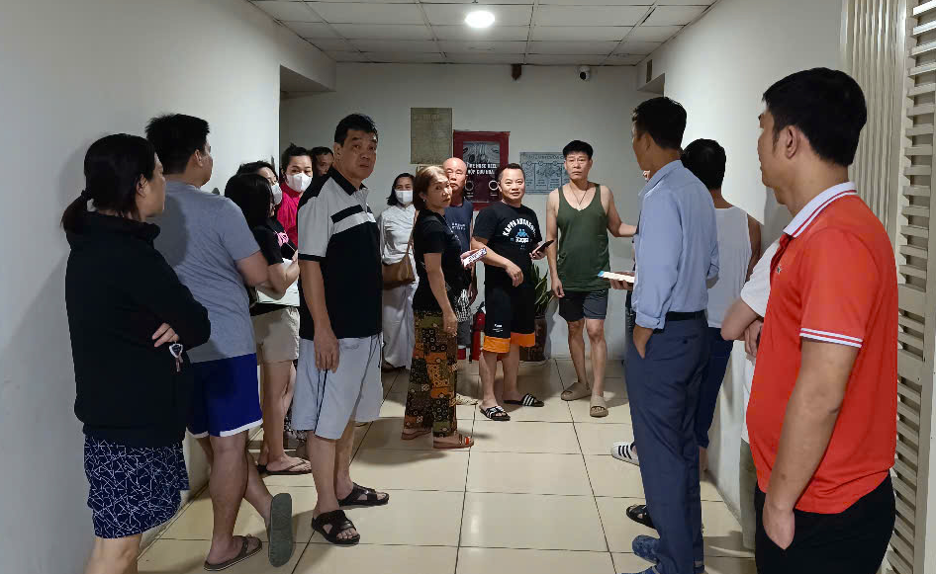 Cháy nhà chung cư, hàng nghìn người dân kêu cứu, yêu cầu chủ đầu tư đảm bảo PCCC - ảnh 2