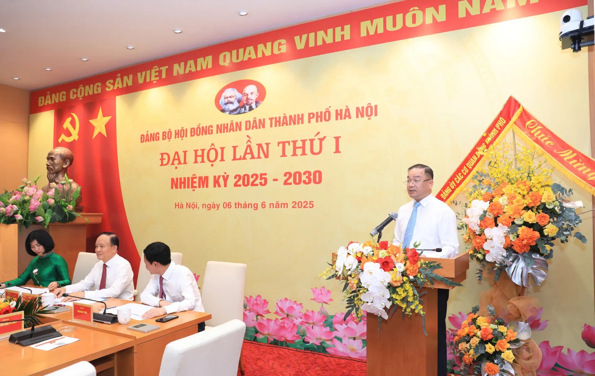Đại hội lần thứ 1 Đảng bộ HĐND thành phố Hà Nội thành công tốt đẹp - ảnh 2