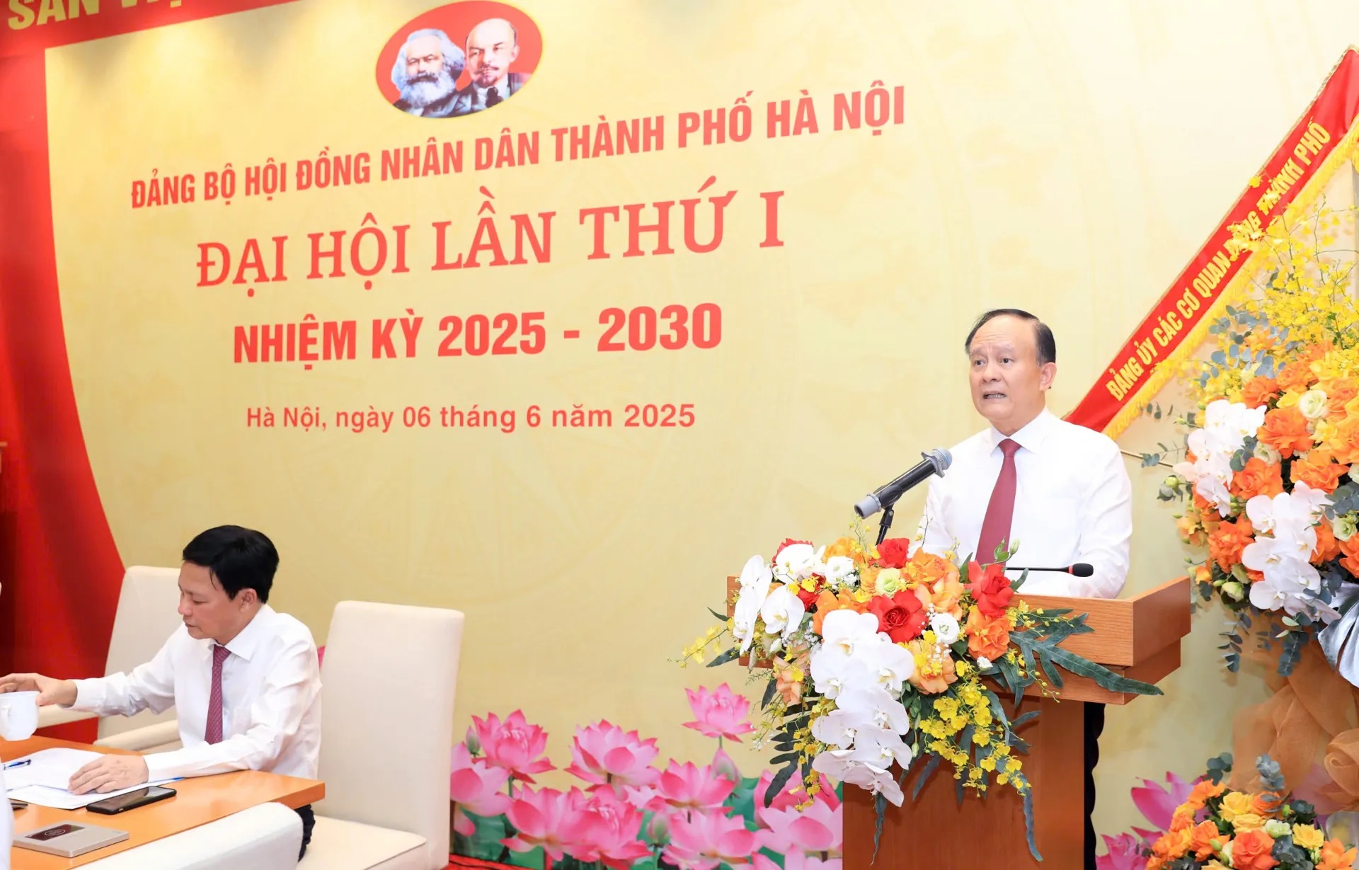 Đại hội lần thứ 1 Đảng bộ HĐND thành phố Hà Nội thành công tốt đẹp - ảnh 1