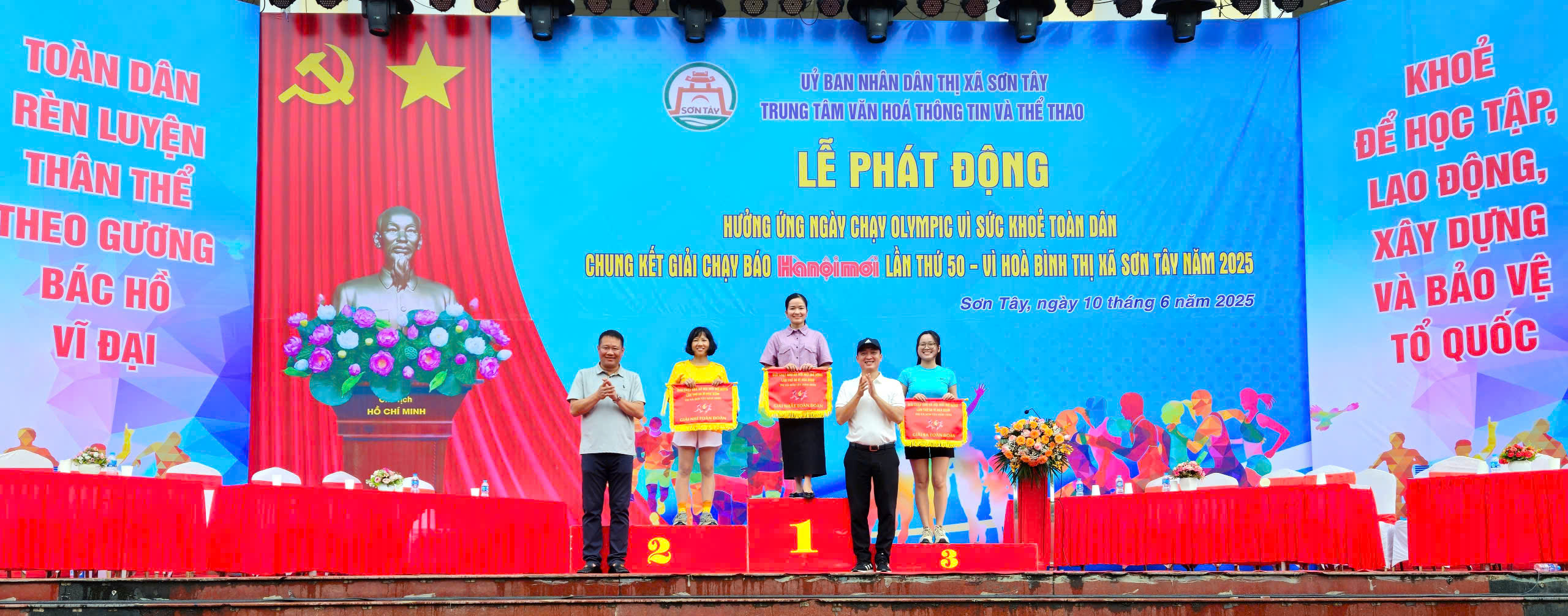 Sơn Tây: 1.500 người tham gia hưởng ứng Ngày chạy Olympic Vì sức khoẻ toàn dân - ảnh 16