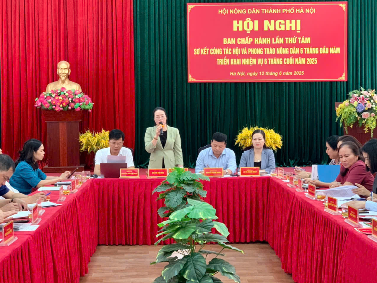 Hội Nông dân TP Hà Nội: Đồng hành cùng nông dân trong phát triển kinh tế - ảnh 1