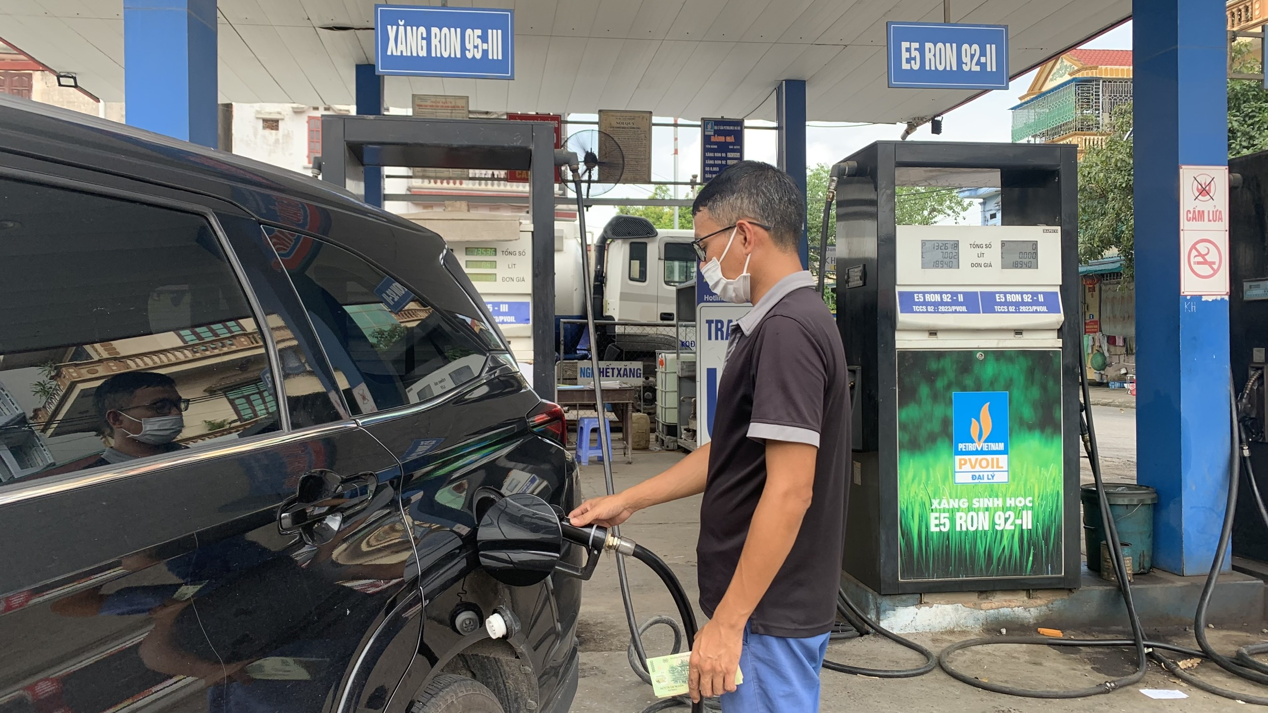Giá xăng dầu đồng loạt tăng, xăng RON95-III không cao hơn 21.244 đồng/lít - ảnh 1