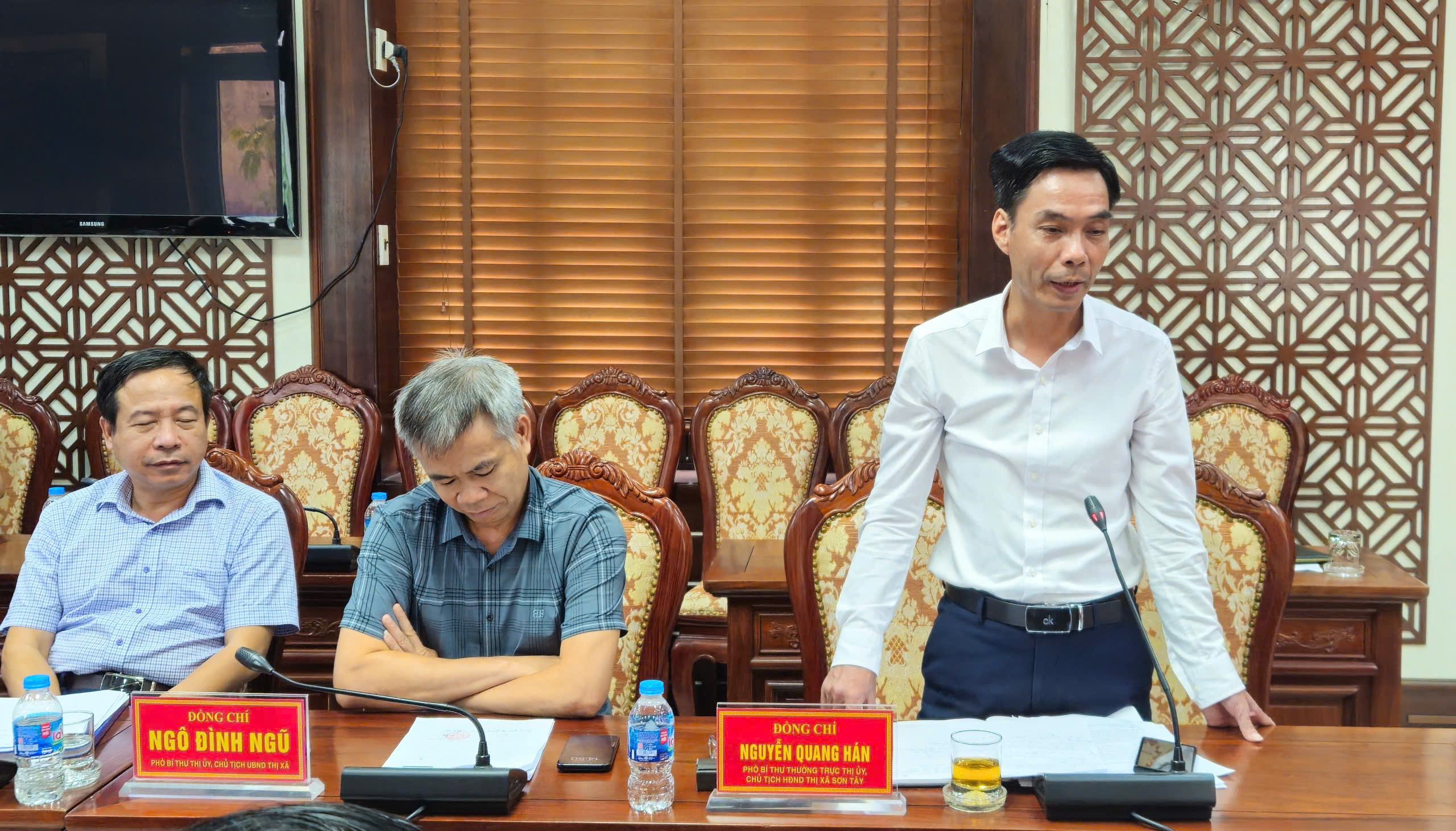 Sơn Tây: Nhiều kiến nghị về cơ sở vật chất, trụ sở, cán bộ để vận hành chính quyền xã mới - ảnh 2